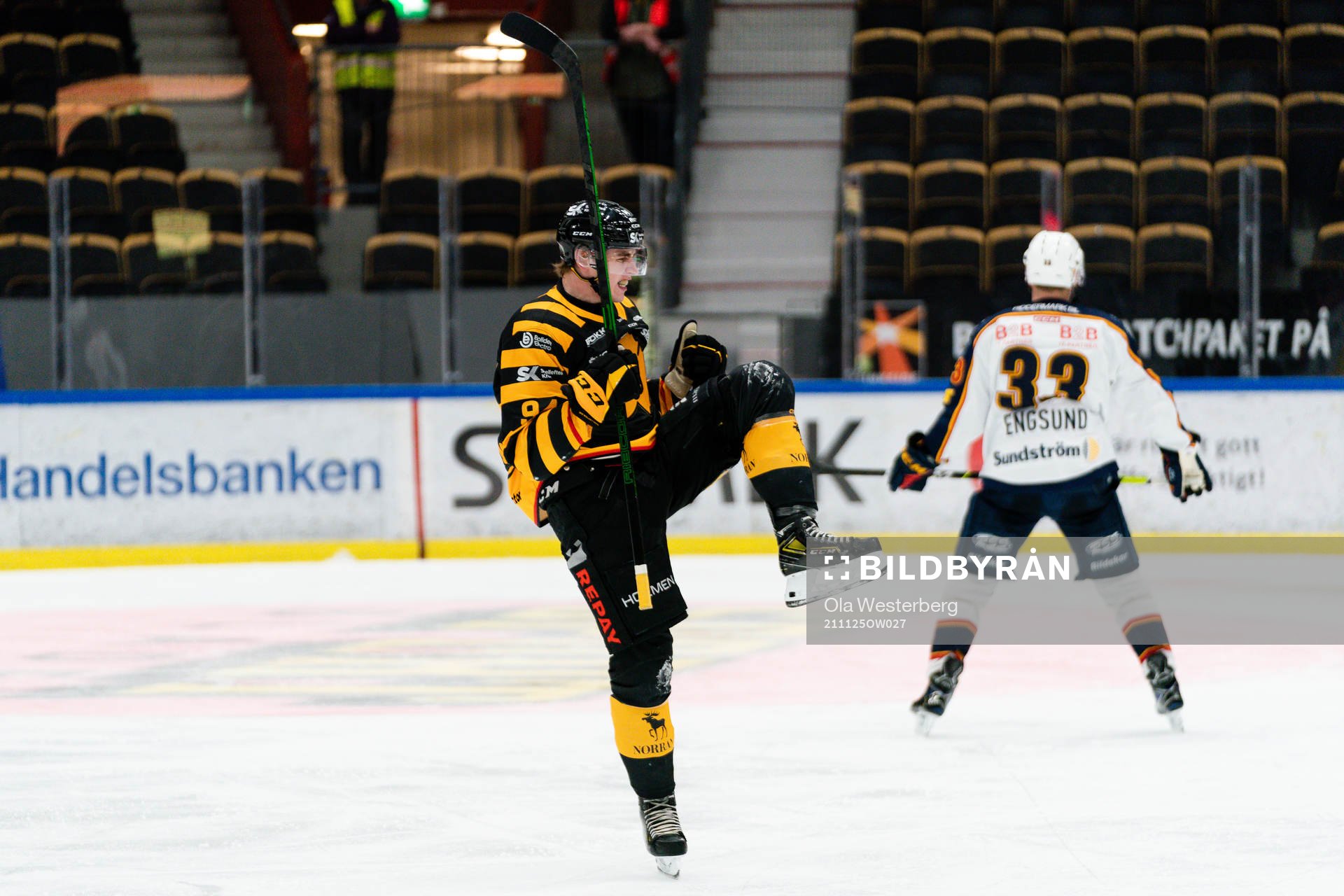 Skellefteås Linus Karlsson jublar