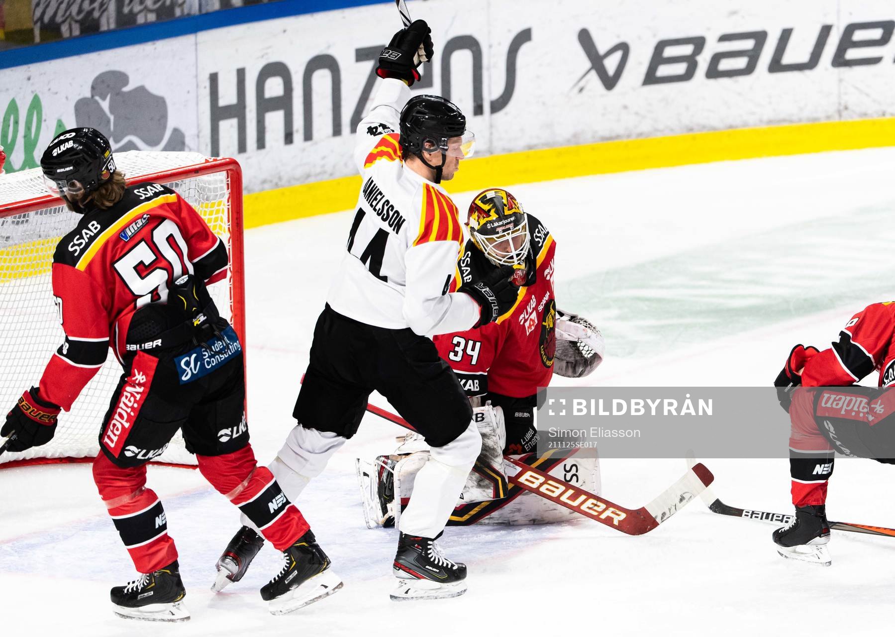 Brynäs Nicklas Danielsson jublar