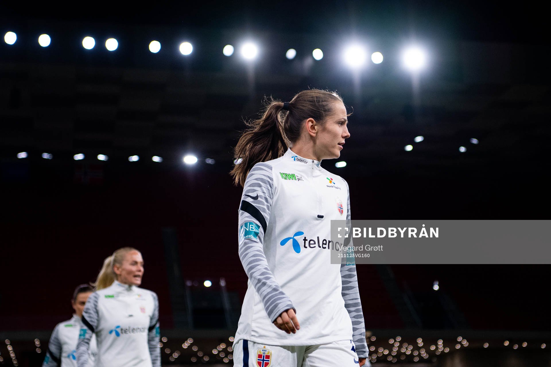 Tuva Hansen of Norway warms up