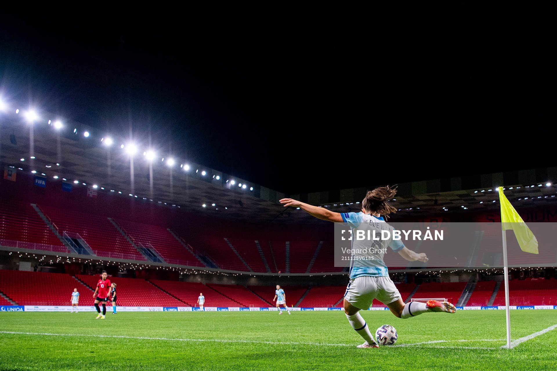Vilde Bøe Risa of Norway takes a corner kick