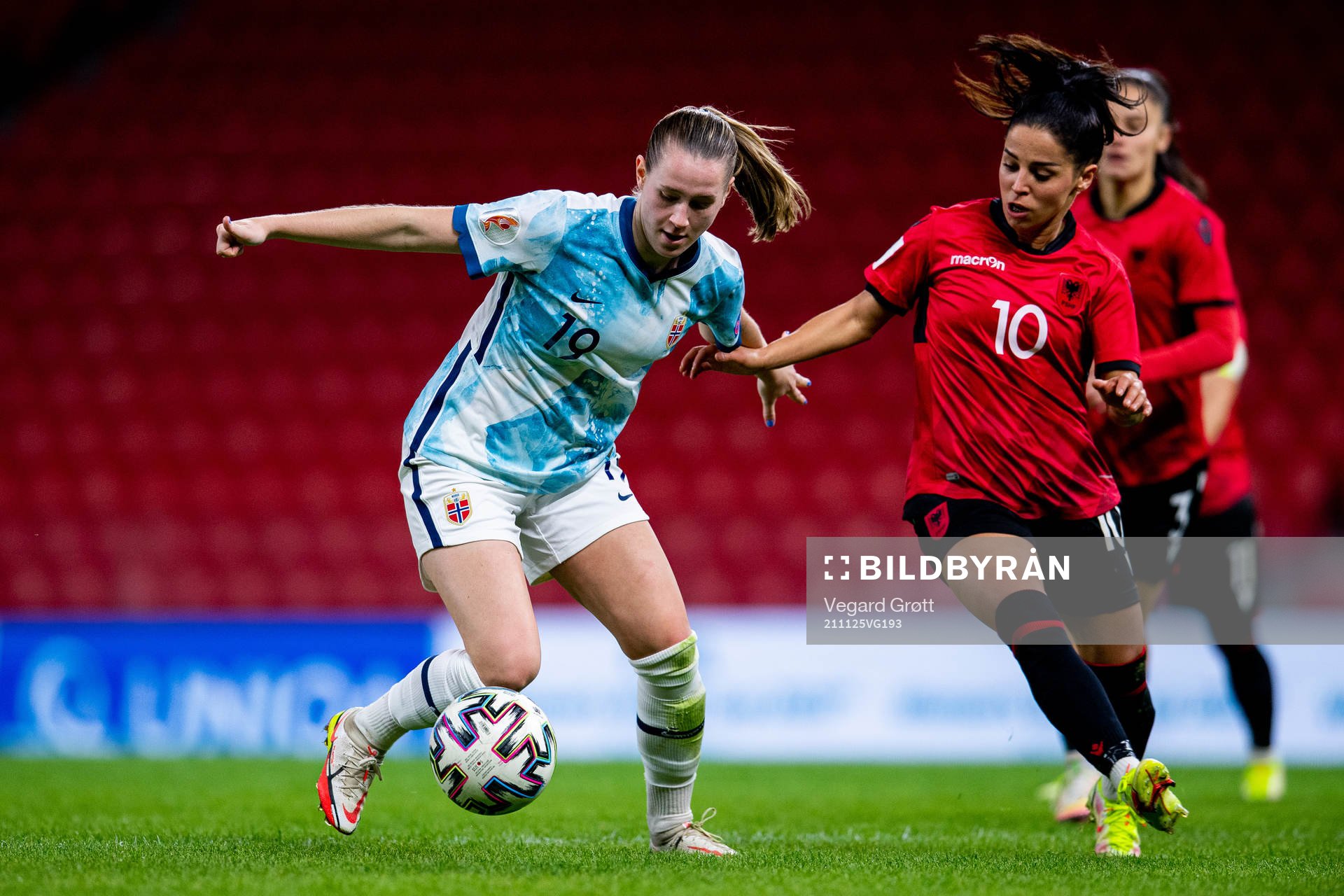 Elisabeth Terland of Norway and Qendresa Krasniqi of Albania