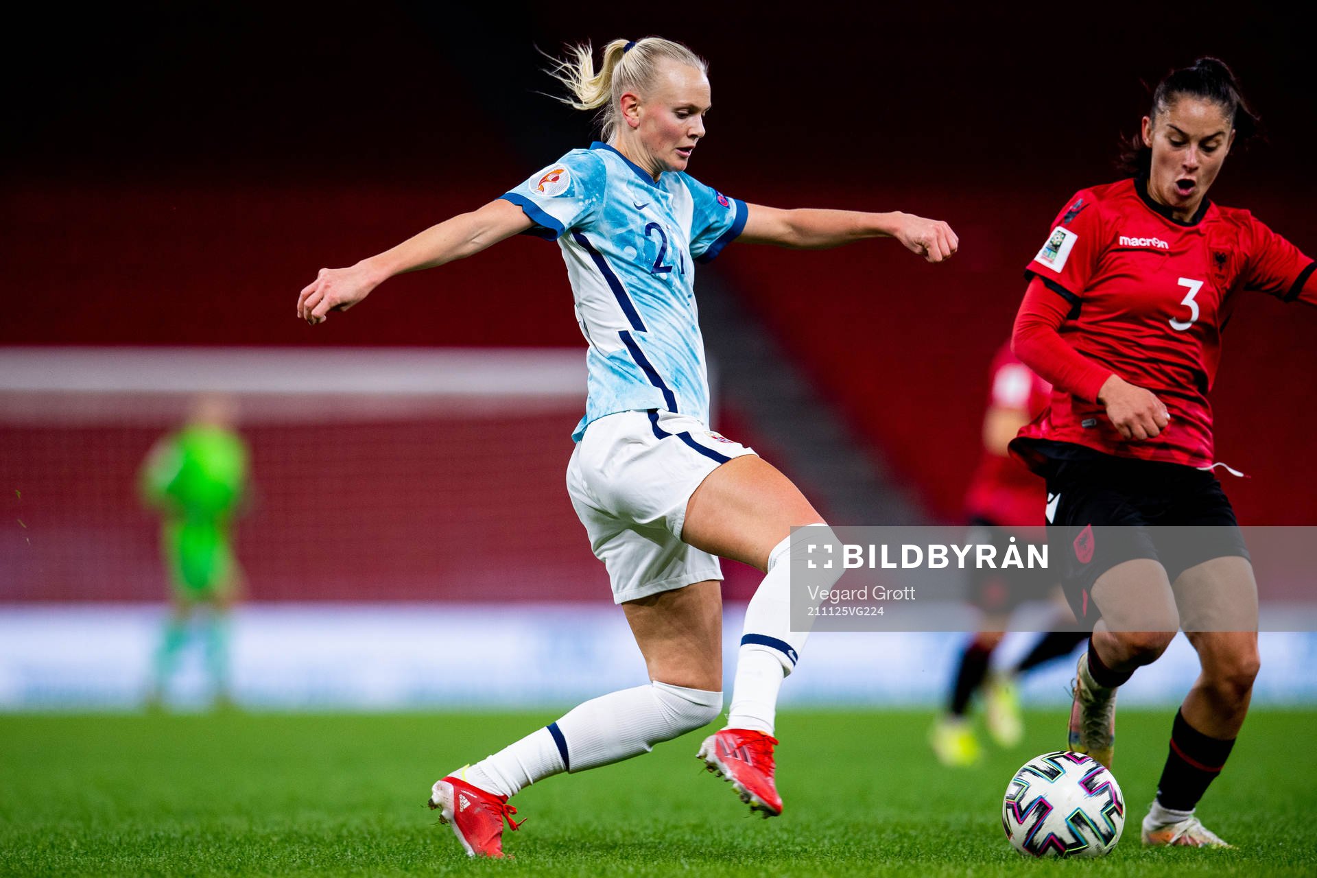 Karina Sævik of Norway and Arbenita Curraj of Albania