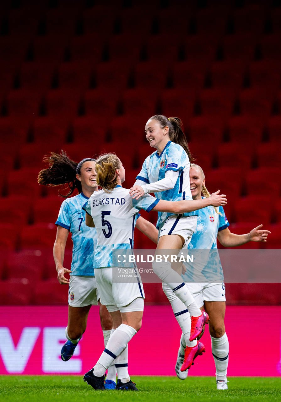 Vilde Hasund of Norway celebrates with teammates Ingrid