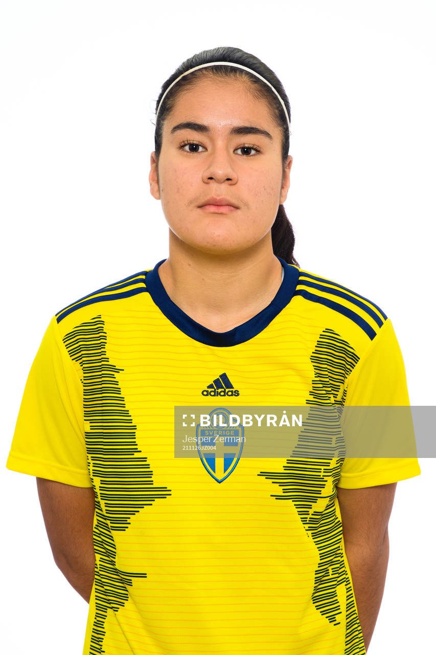 Daniela Hamberg i F16-landslaget