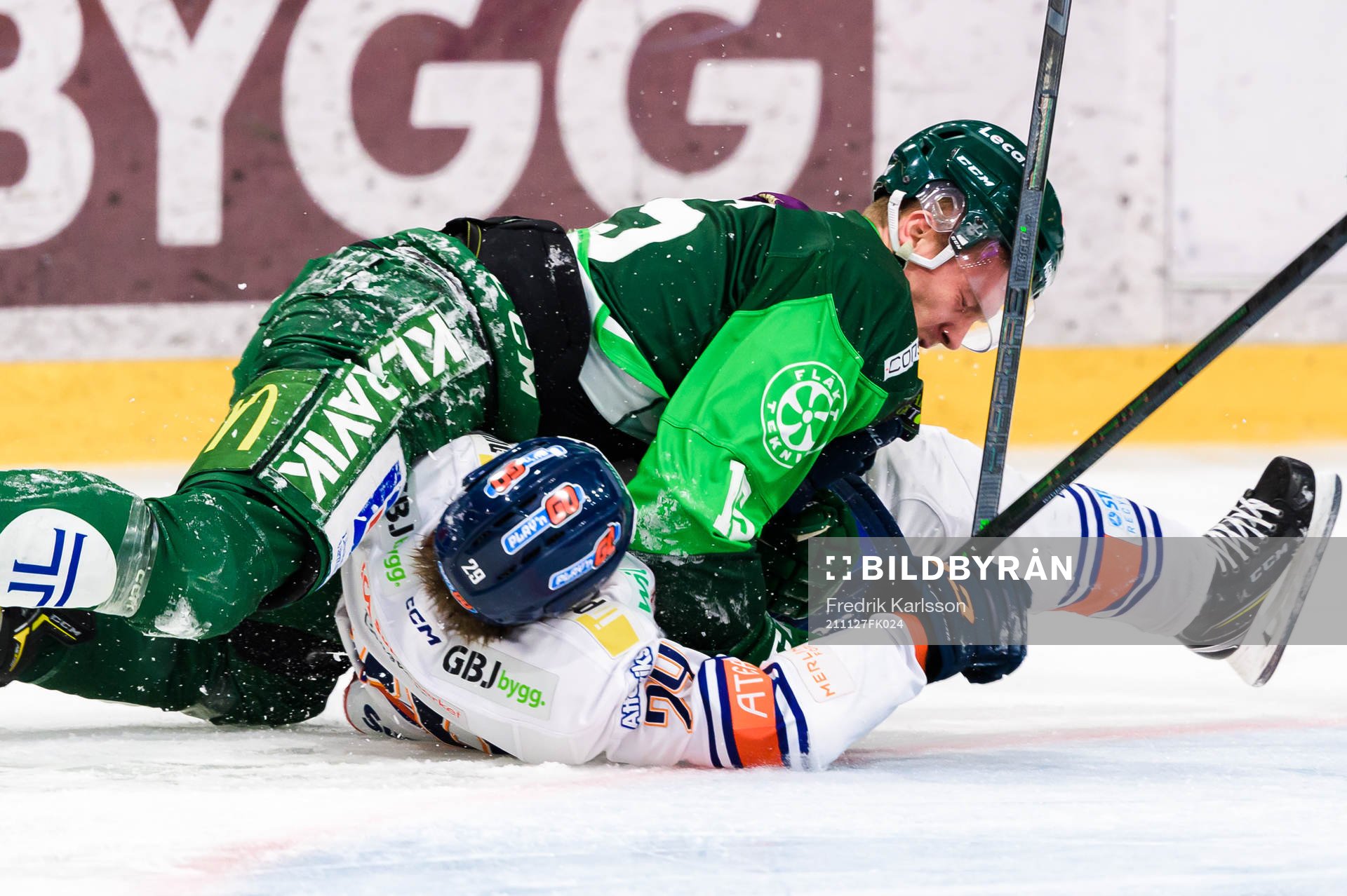 Färjestads Gustav Rydahl och Växjös Pontus Holmberg