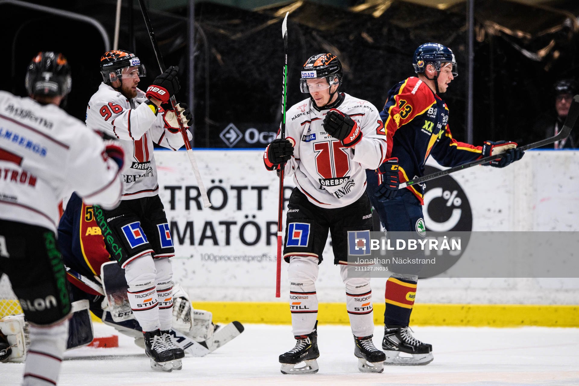 Örebros Linus Öberg jublar