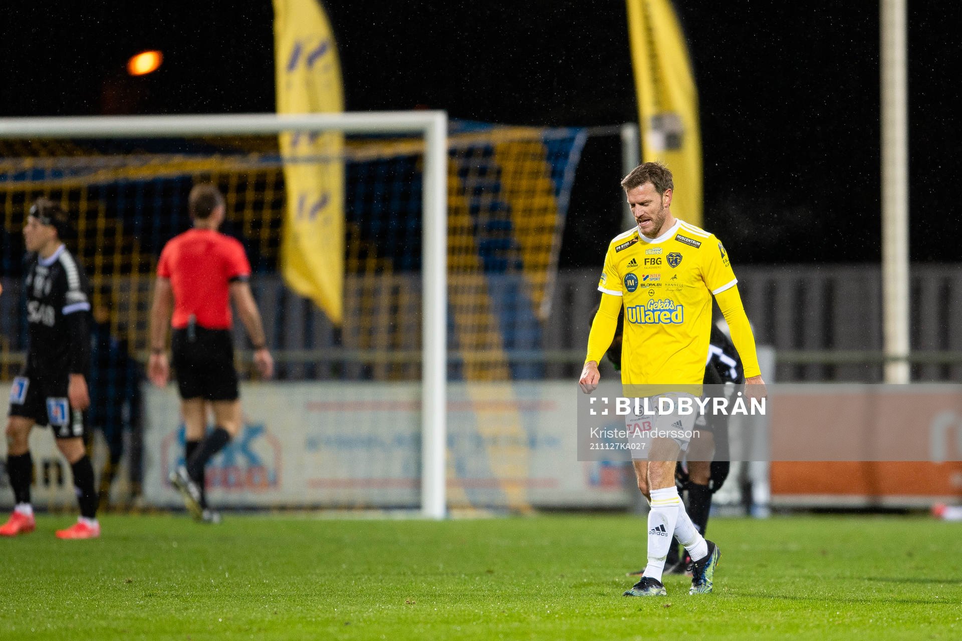 Falkenbergs Karl Söderström under fotbollsmatchen i Superettan mellan Falkenberg och Brage den 27 november 2021 i Falkenberg. 