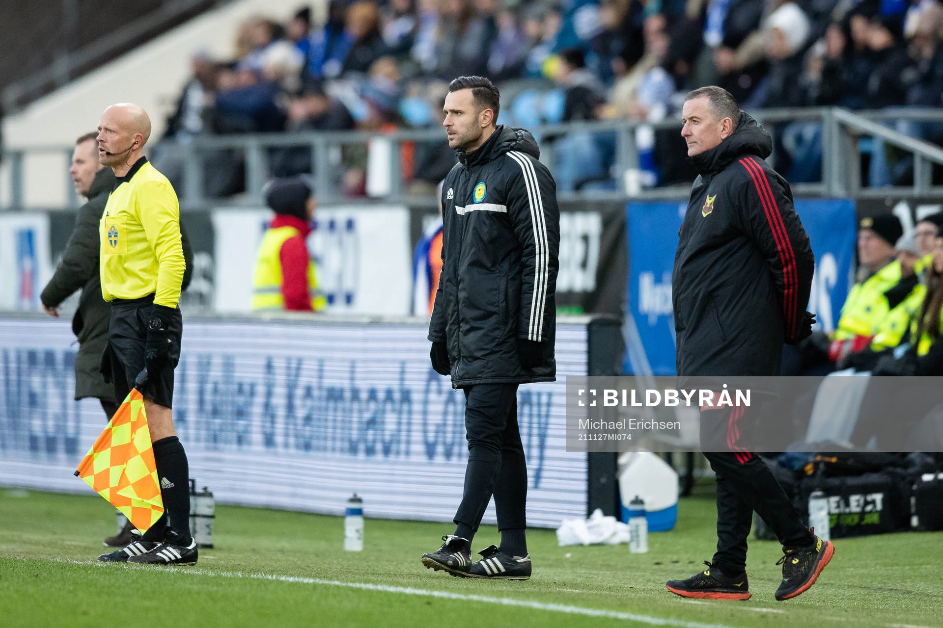 Östersunds tränare Per Joar Hansen till höger