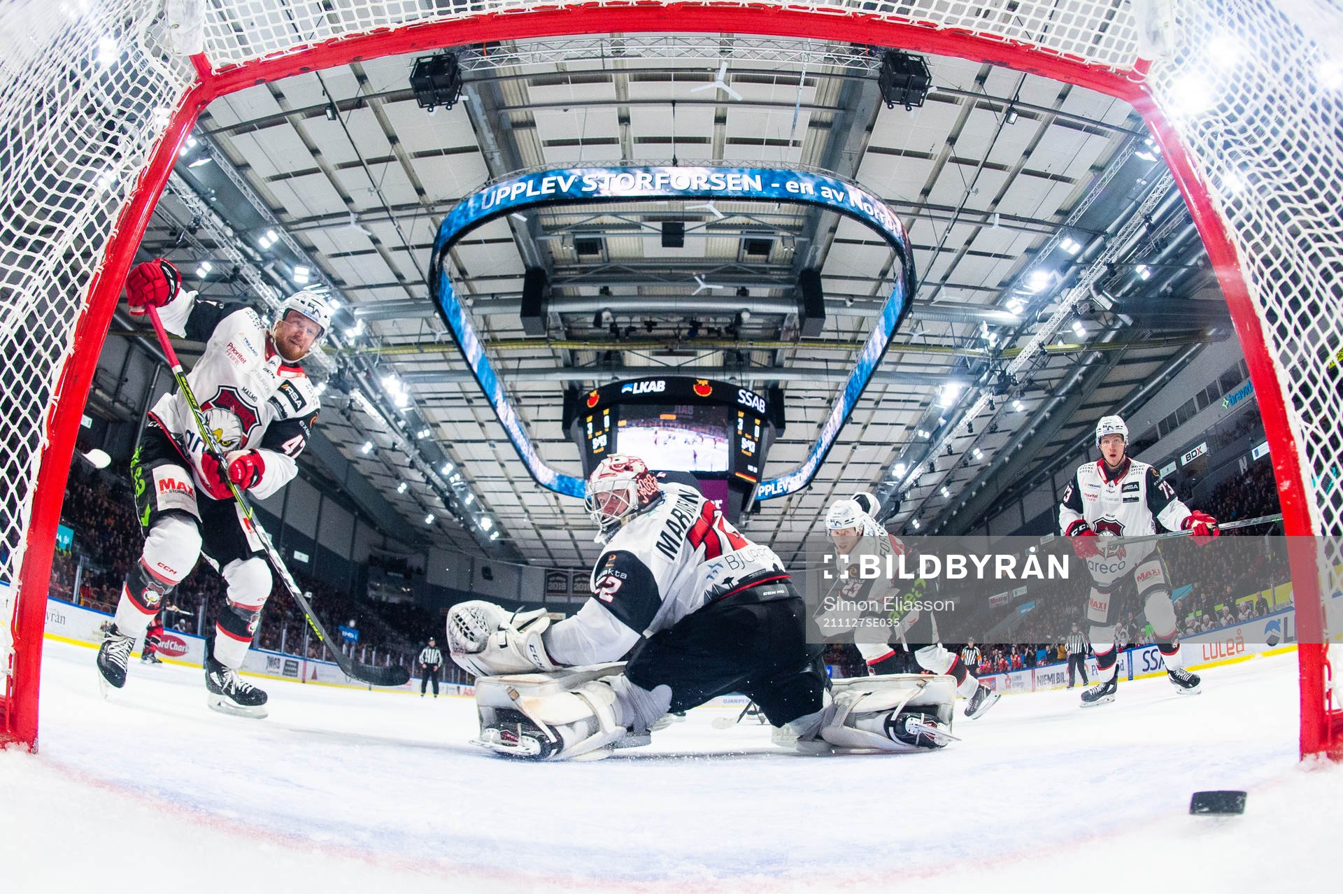 Malmö Redhawks Jaedon Descheneau, målvakt Daniel