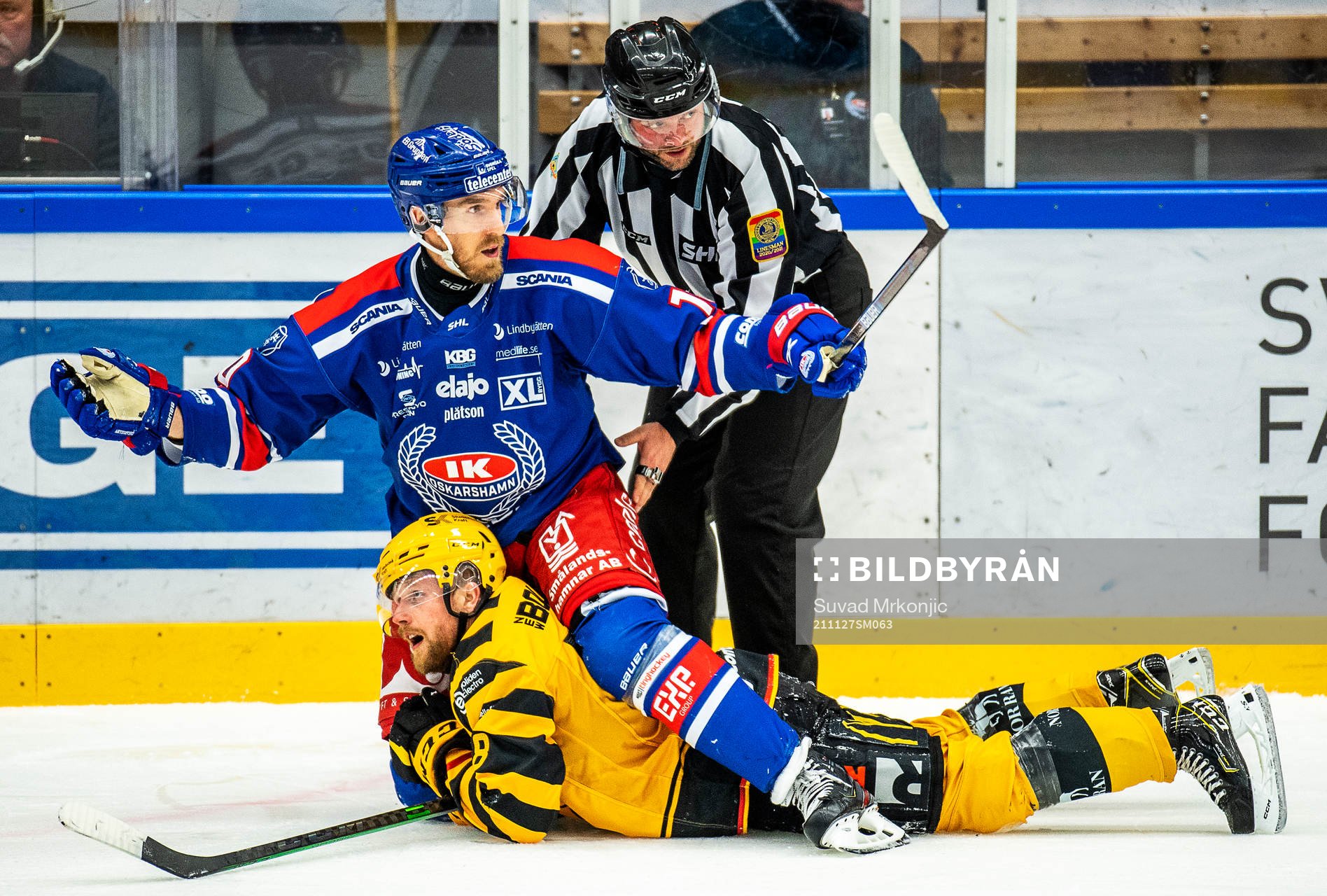 Oskarshamns Dale Weise och Skellefteås Oskar Nilsson