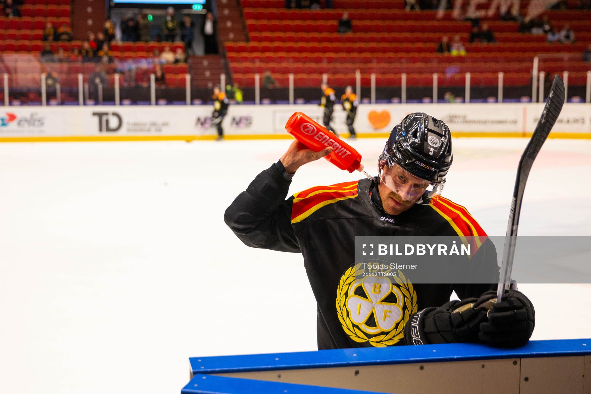 Brynäs Chay Genoway svalkar sig
