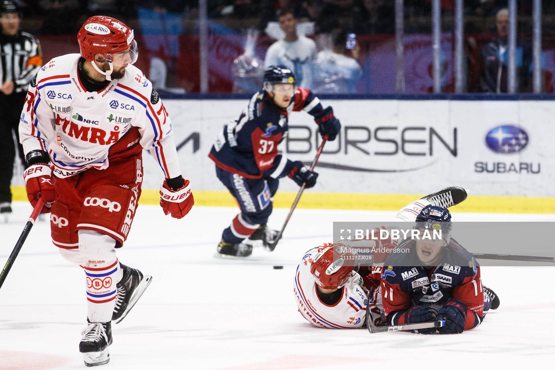 Timrås Sebastian Hartmann och Linköpings Henrik Törnqvist