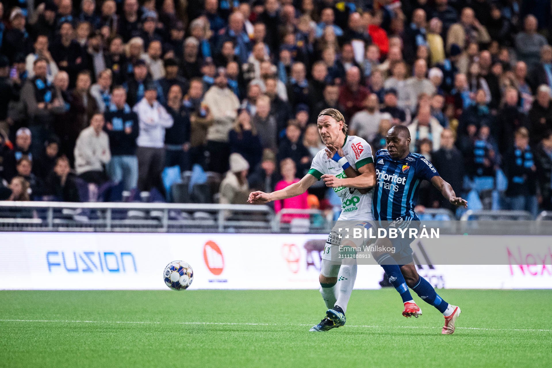 Varbergs Oliver Alfonsi och Djurgårdens Edward Chilufya