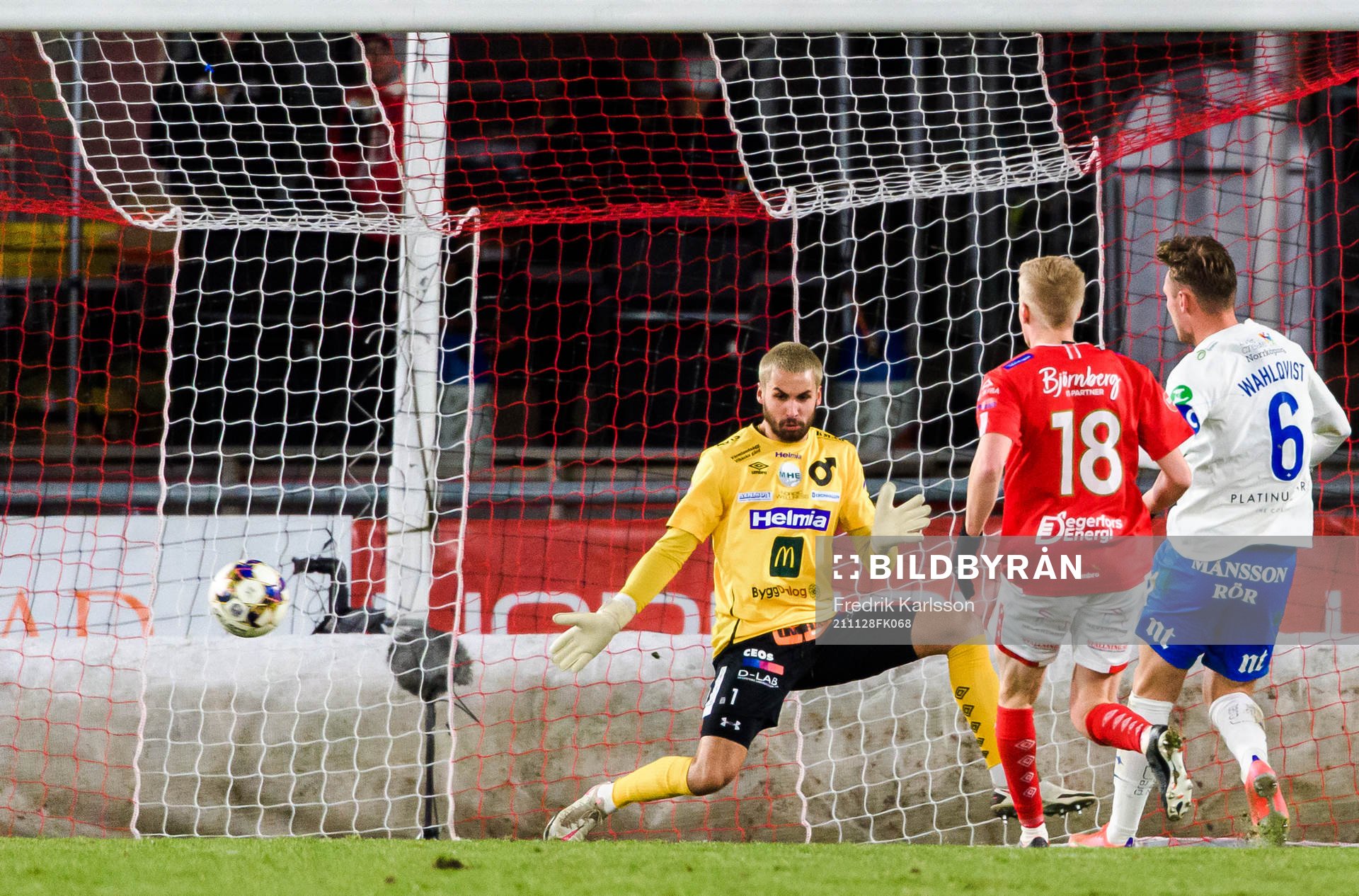 Degerfors målvakt Alfie Malik Whiteman