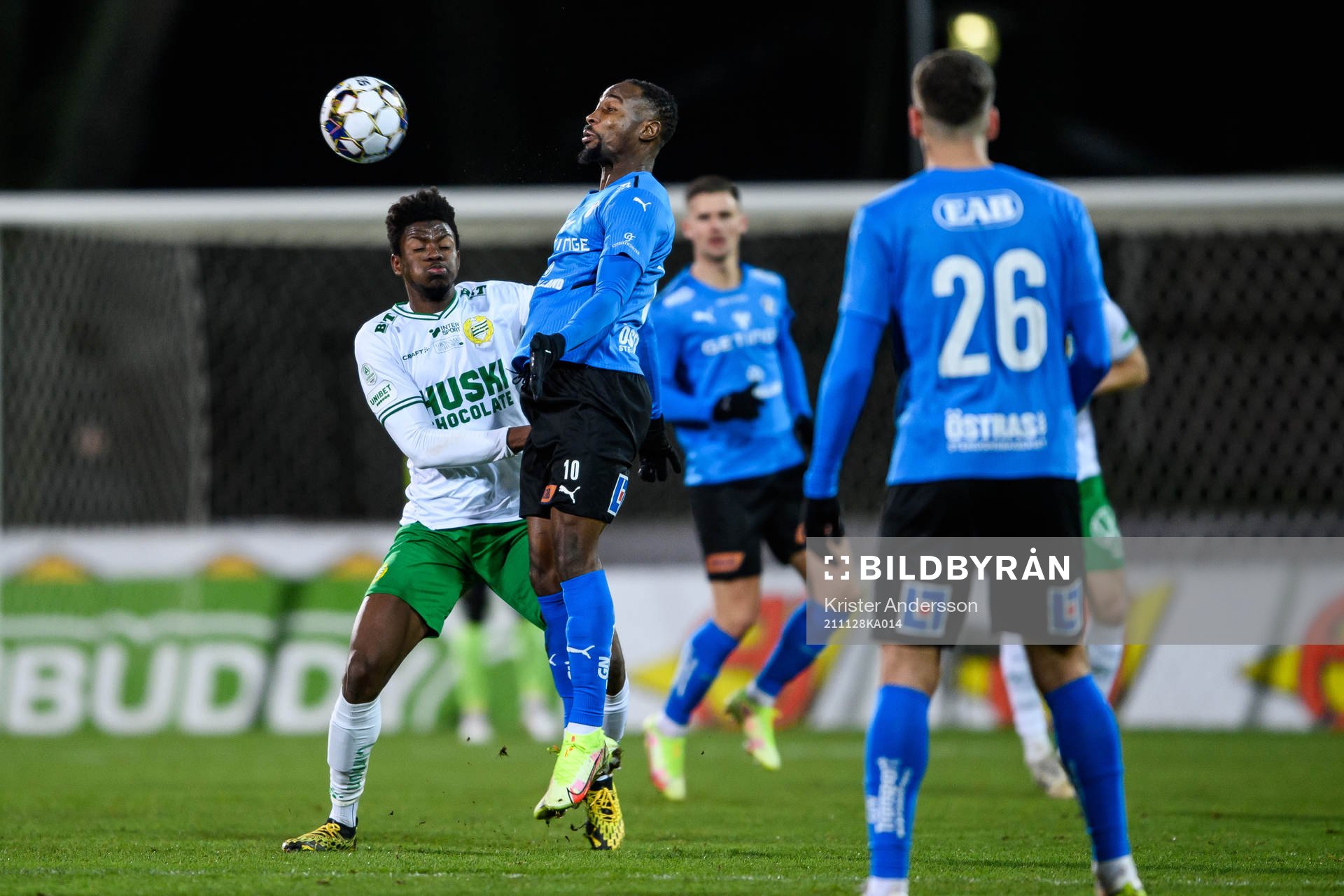 Hammarbys Aziz Mohammed Ouattara och Halmstads Sadat Karim