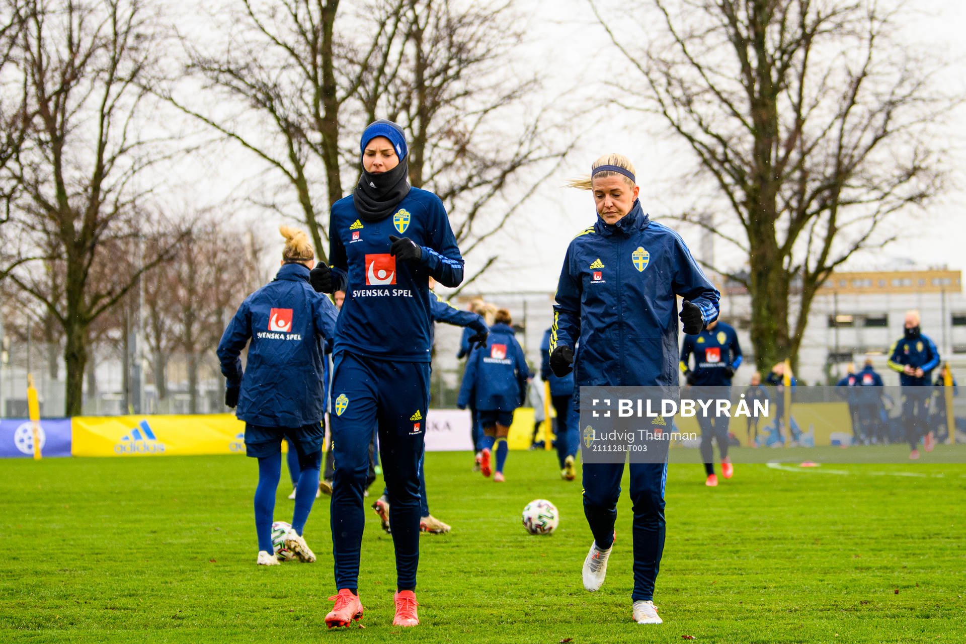 Lina Hurtig och Olivia Schough of the Swedish women's