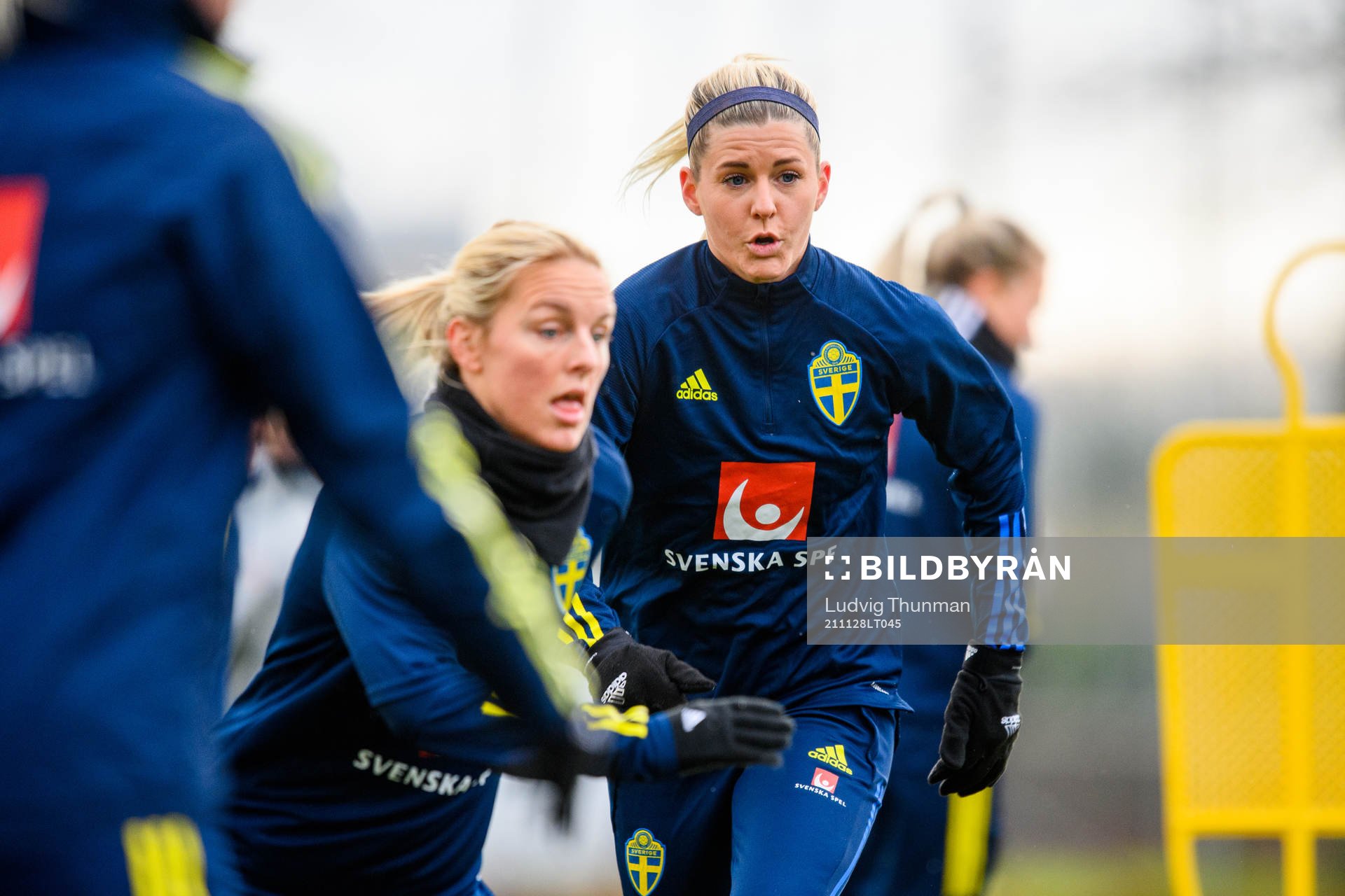 Mimmi Larsson and Olivia Schough of the Swedish women's
