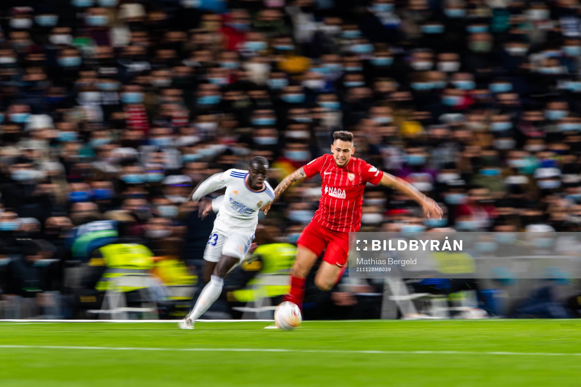 Ferland Mendy of Real Madrid and Lucas Ocampos of Sevilla