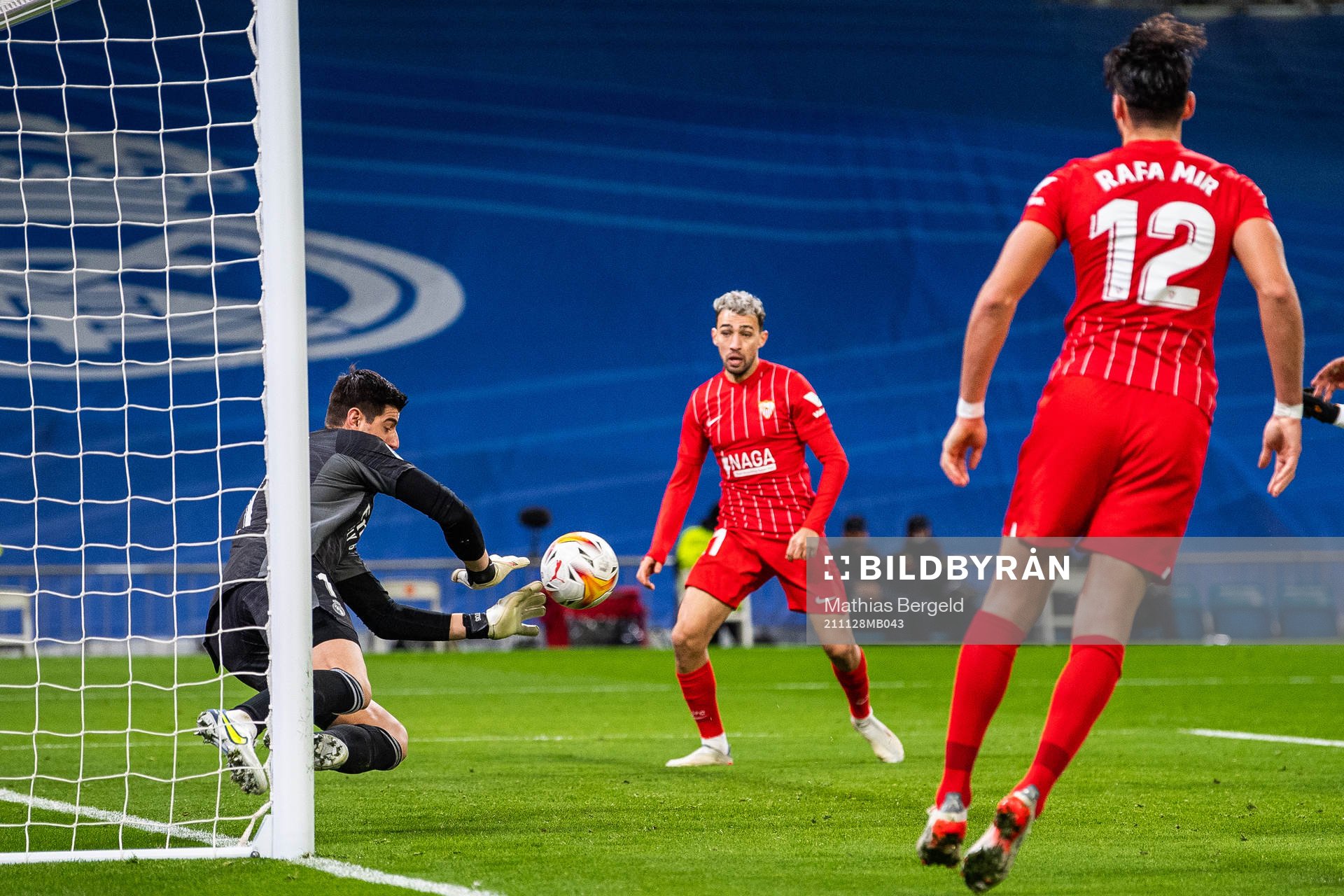 Goalkeeper Thibaut Courtois of Real Madrid with a save