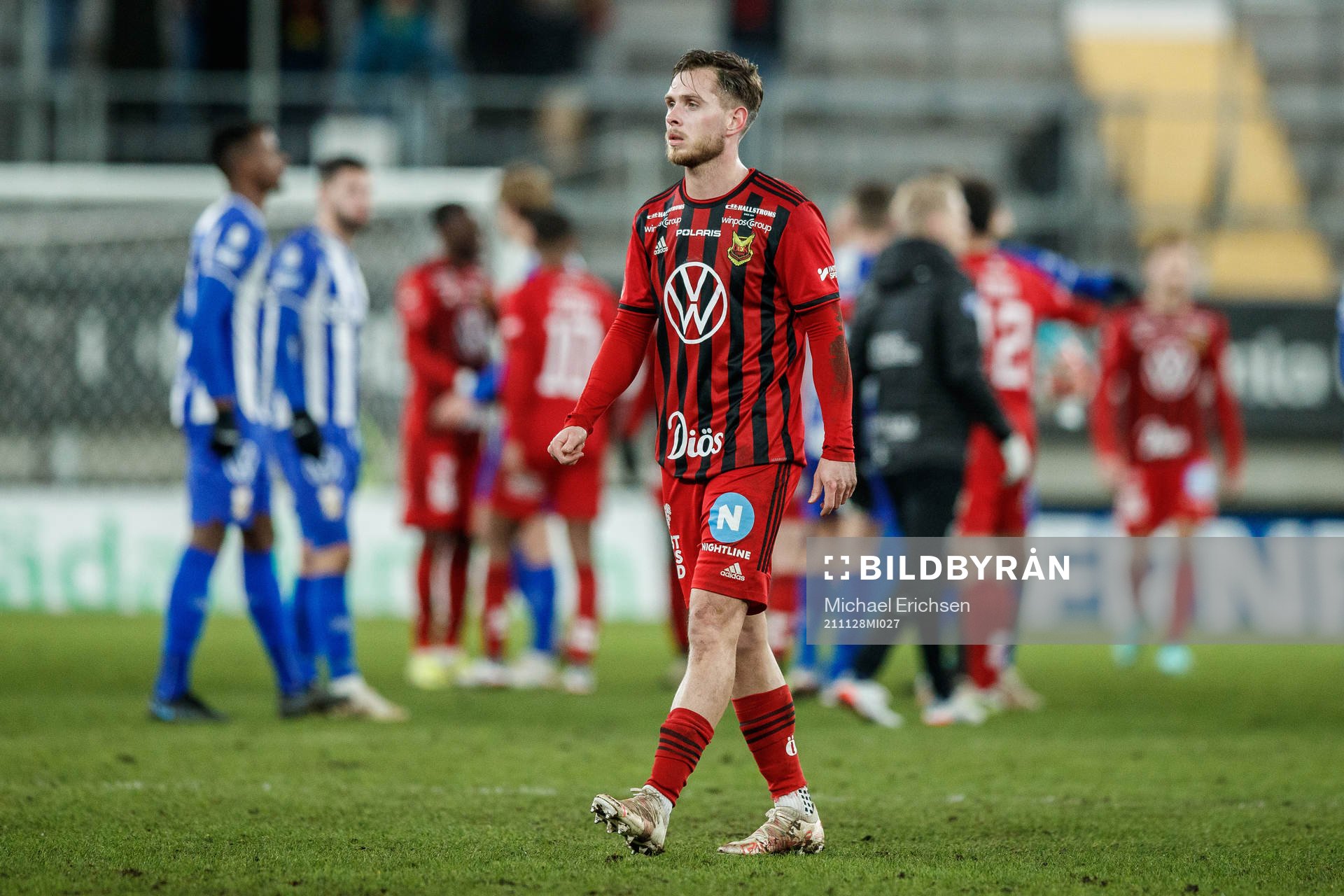 Östersunds Charlie Colkett deppar