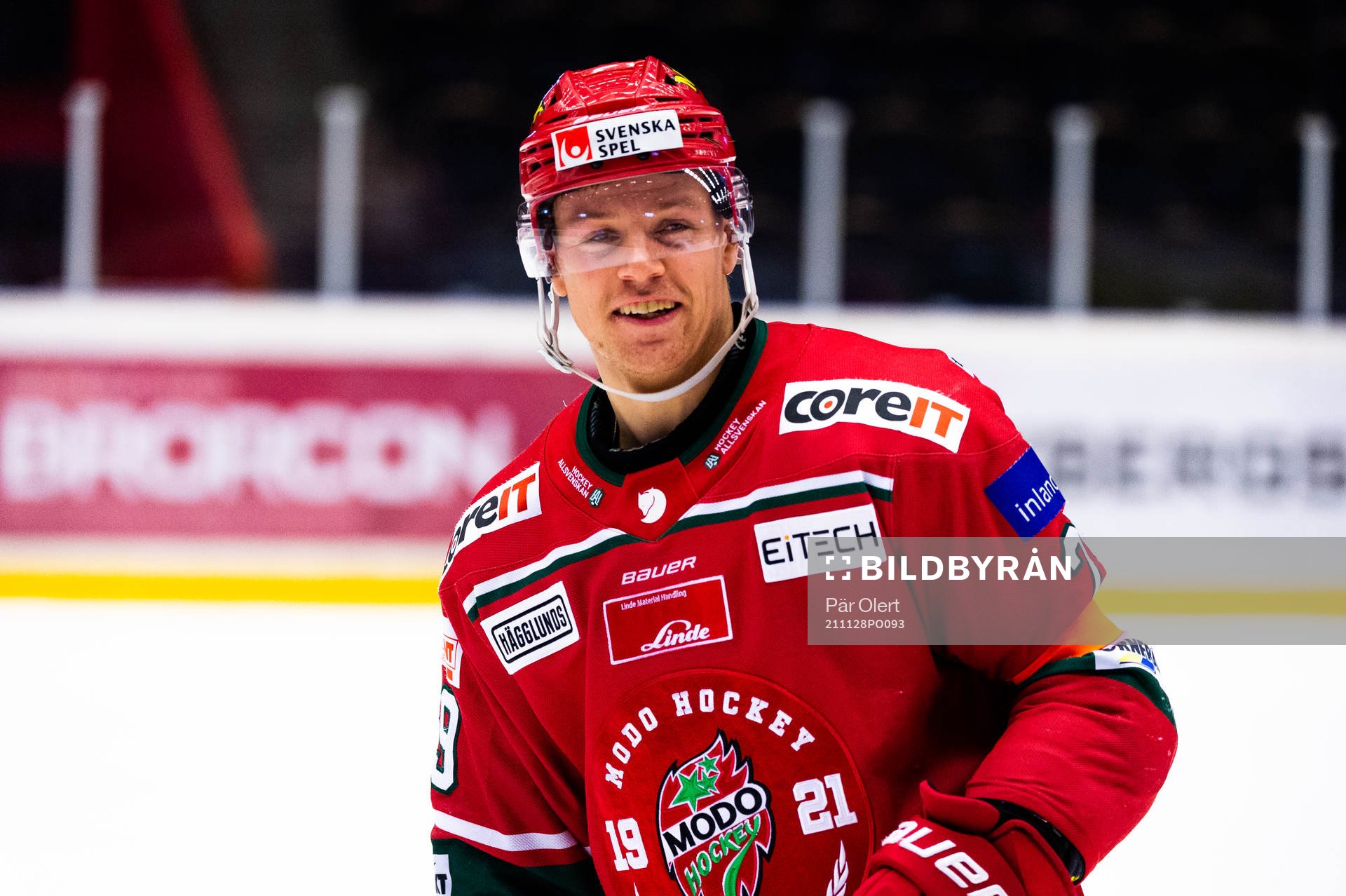 Modos Mikkel Aagaard jublar