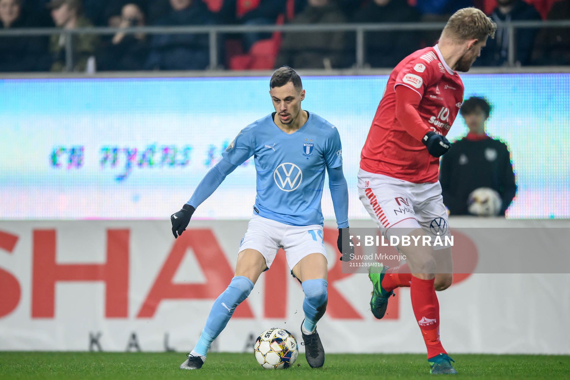 Malmö FFs Veljko Birmancevic och Kalmars Lars Sætra