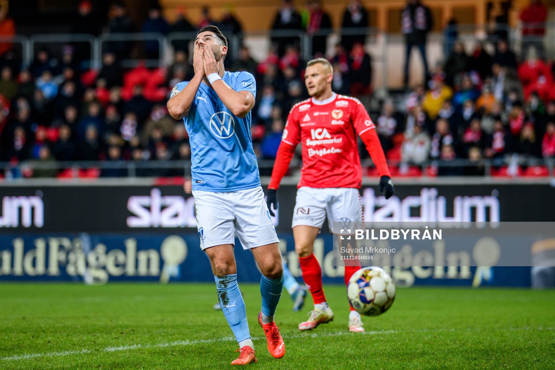Malmö FFs Antonio Colak deppar