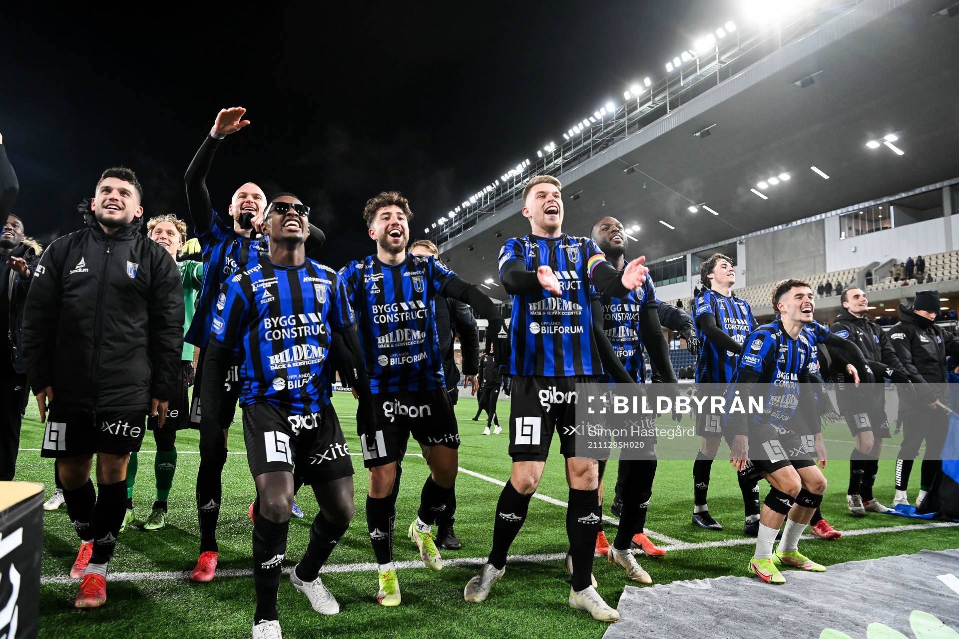 Sirius spelare jublar
