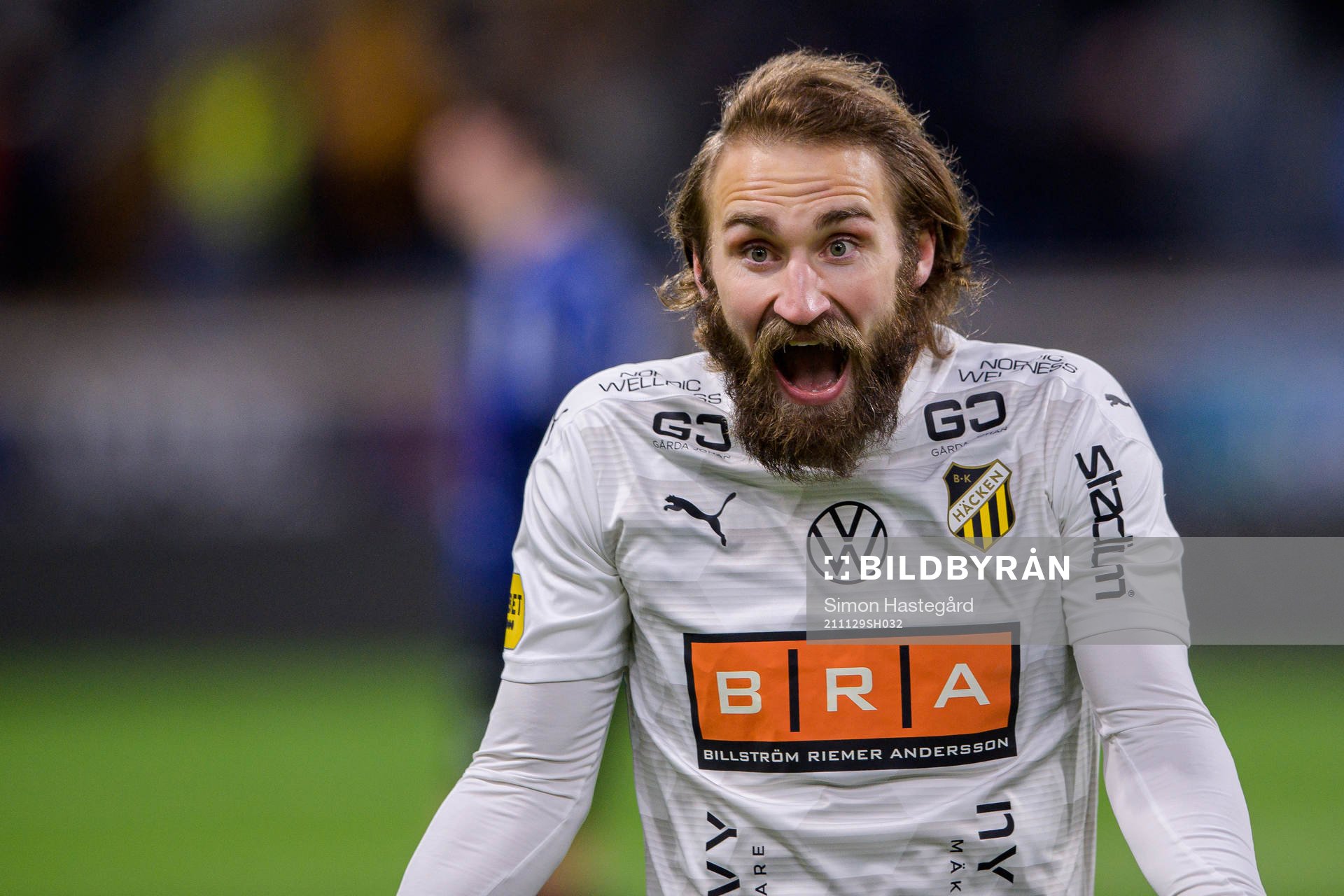 Häckens Oskar Sverrisson reagerar