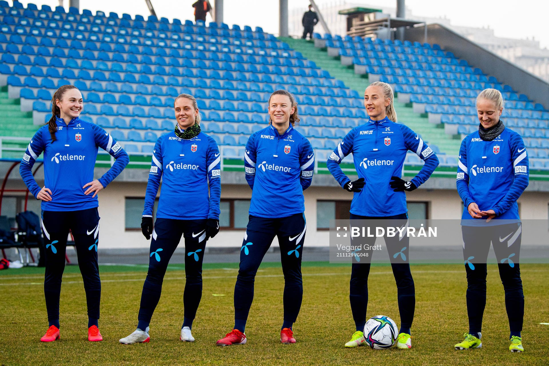 Vilde Hasund, Lisa Fjeldstad Naalsund, Synne Skinnes