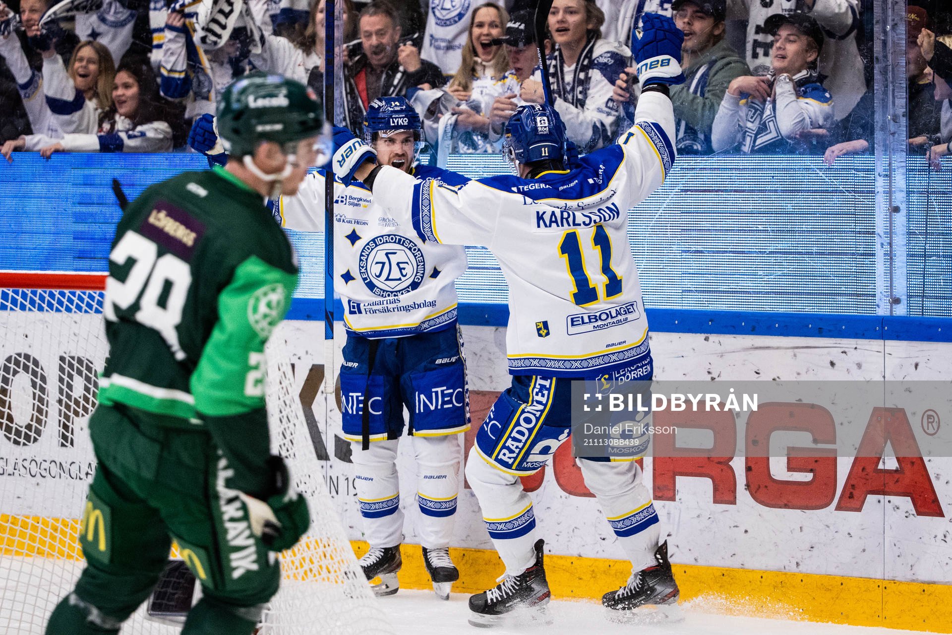Leksands Oskar Lang jublar med Martin Karlsson