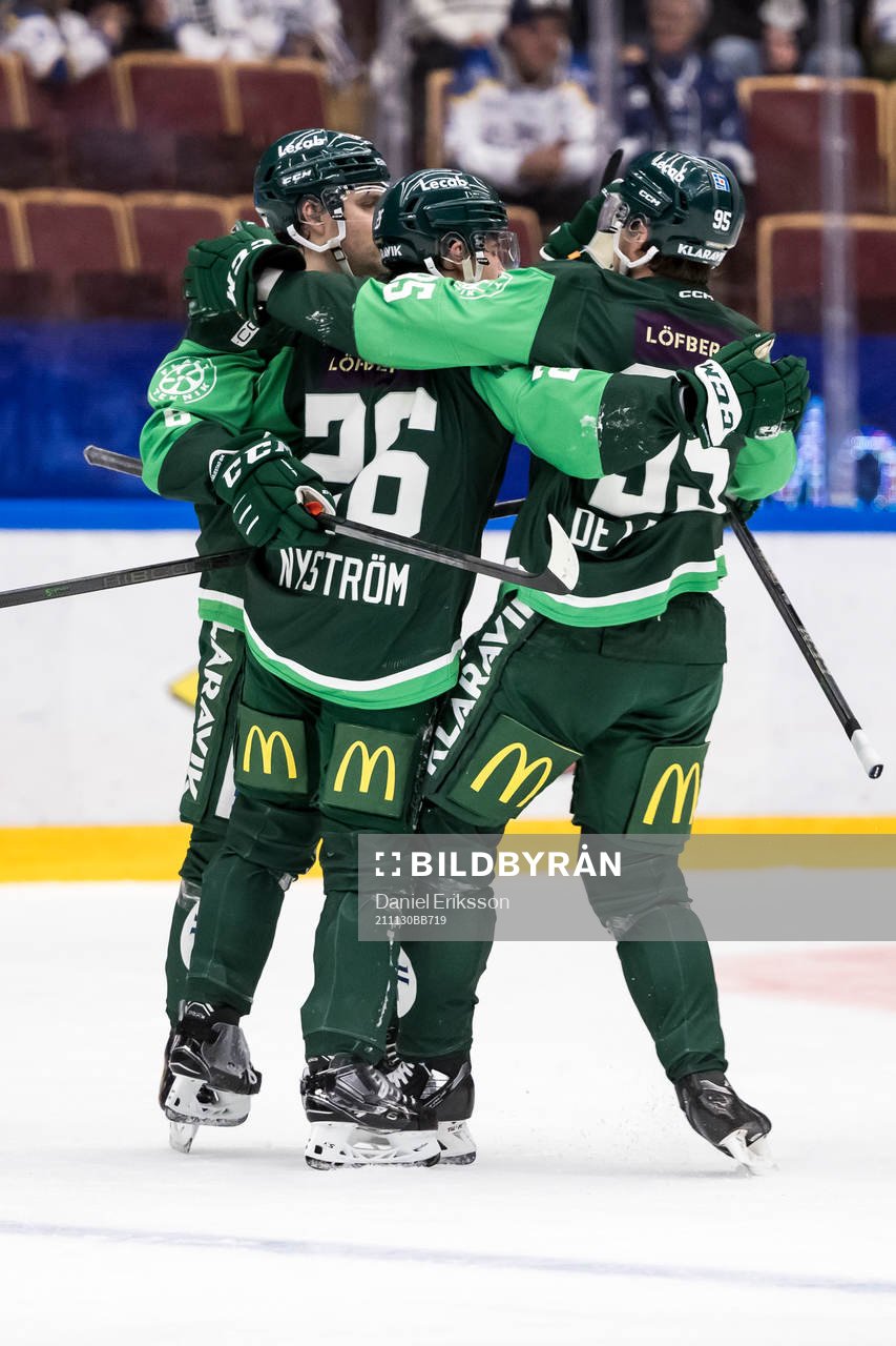 Färjestads spelarna jublar