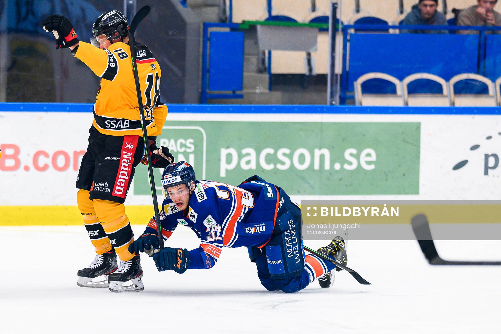 Växjös Oscar Hagman faller