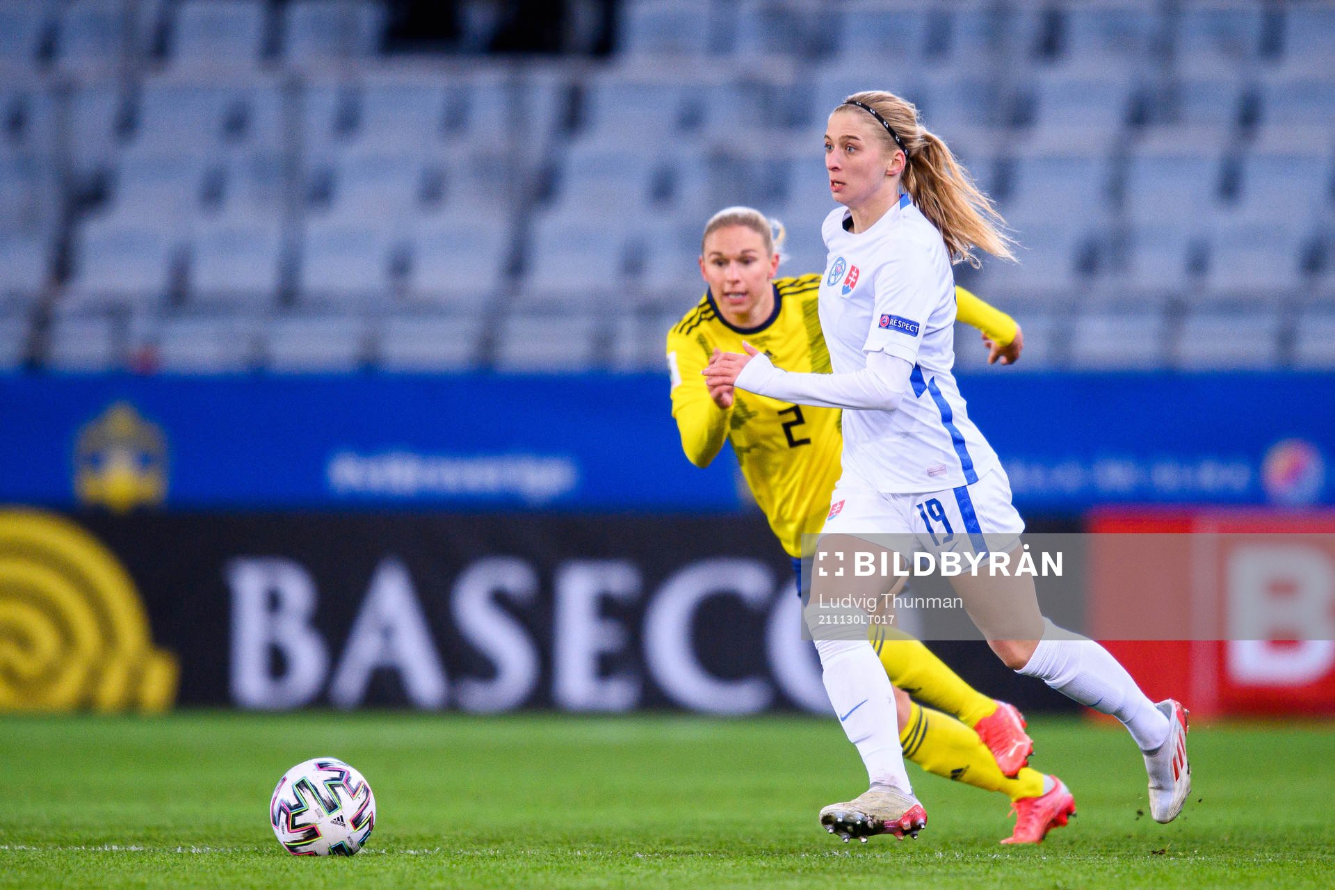 Jonna Andersson of Sweden and Ľudmila Matavkova of Slovakia