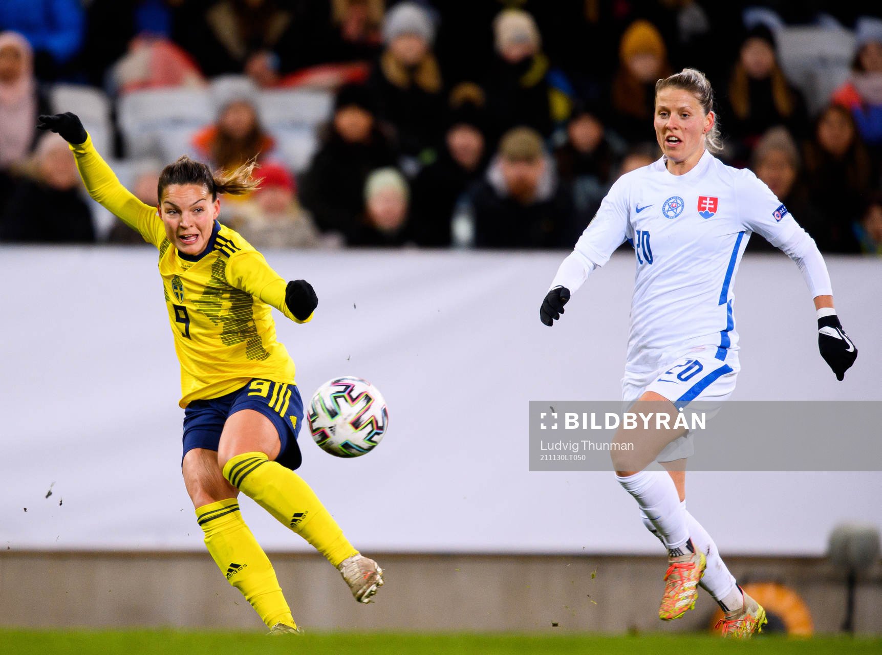 Johanna Rytting Kaneryd of Sweden and Jana Vojtekova of