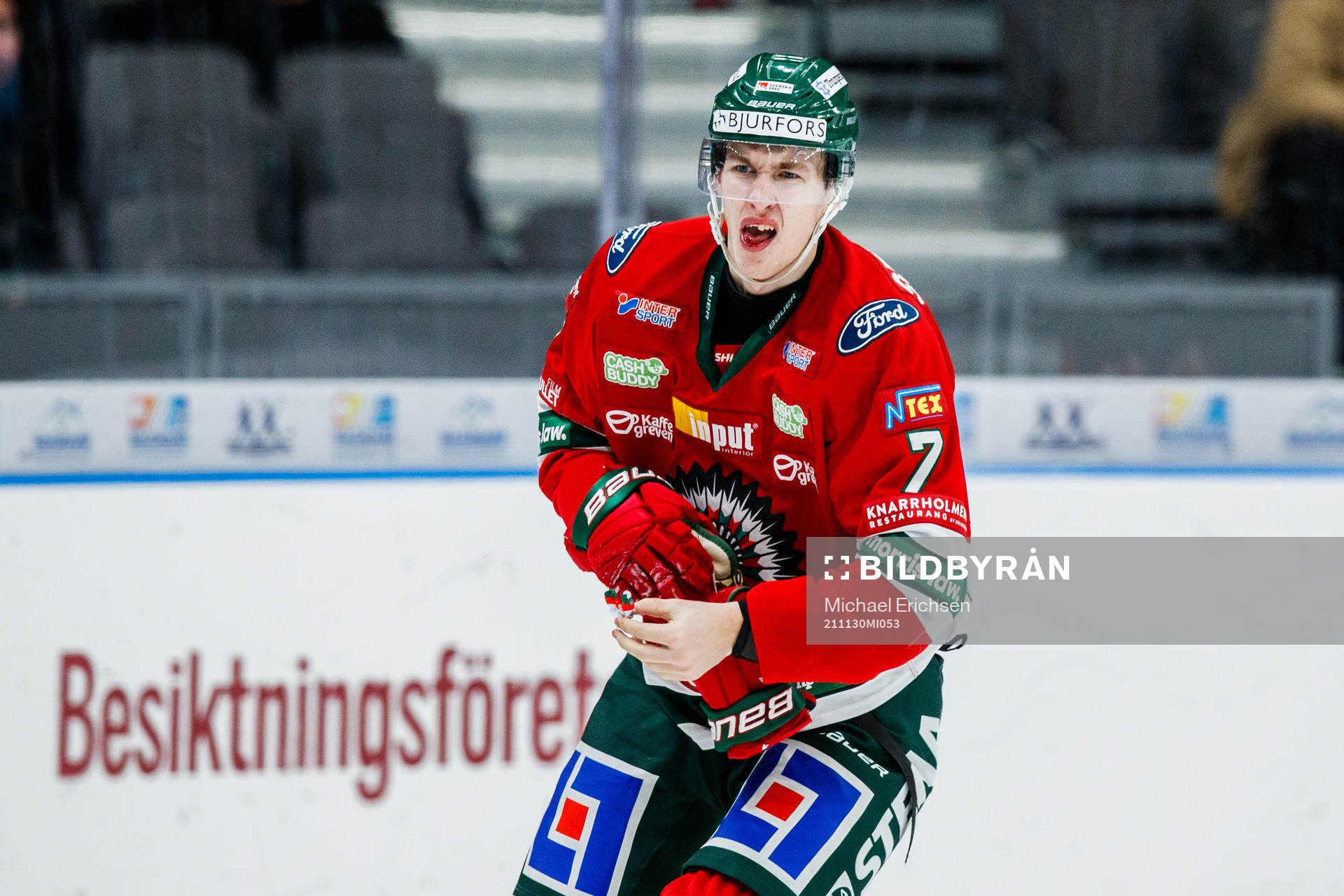 Frölundas Simon Edvinsson har ont