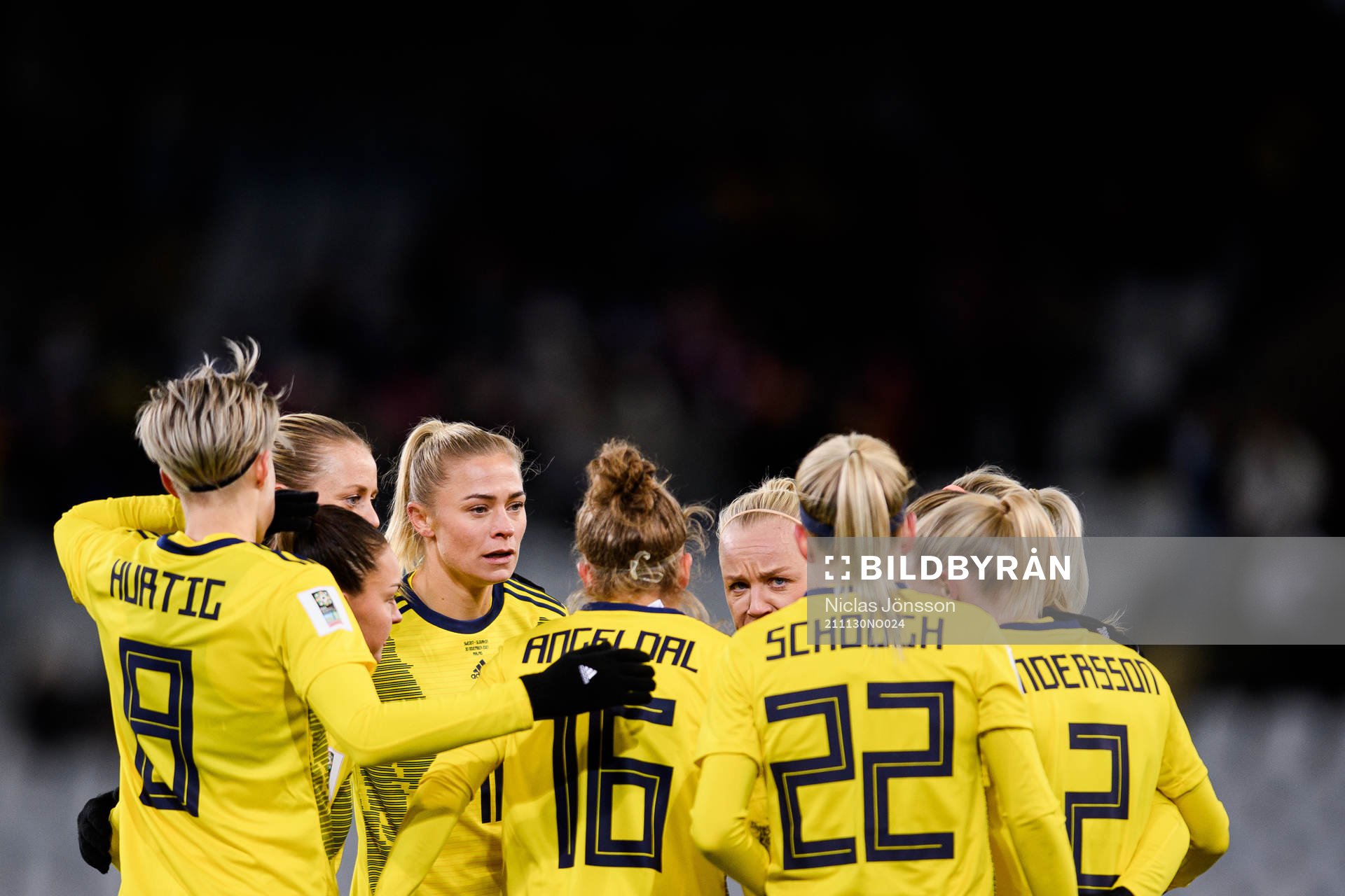 Fridolina Rolfö and Caroline Seger of Sweden celebrate the