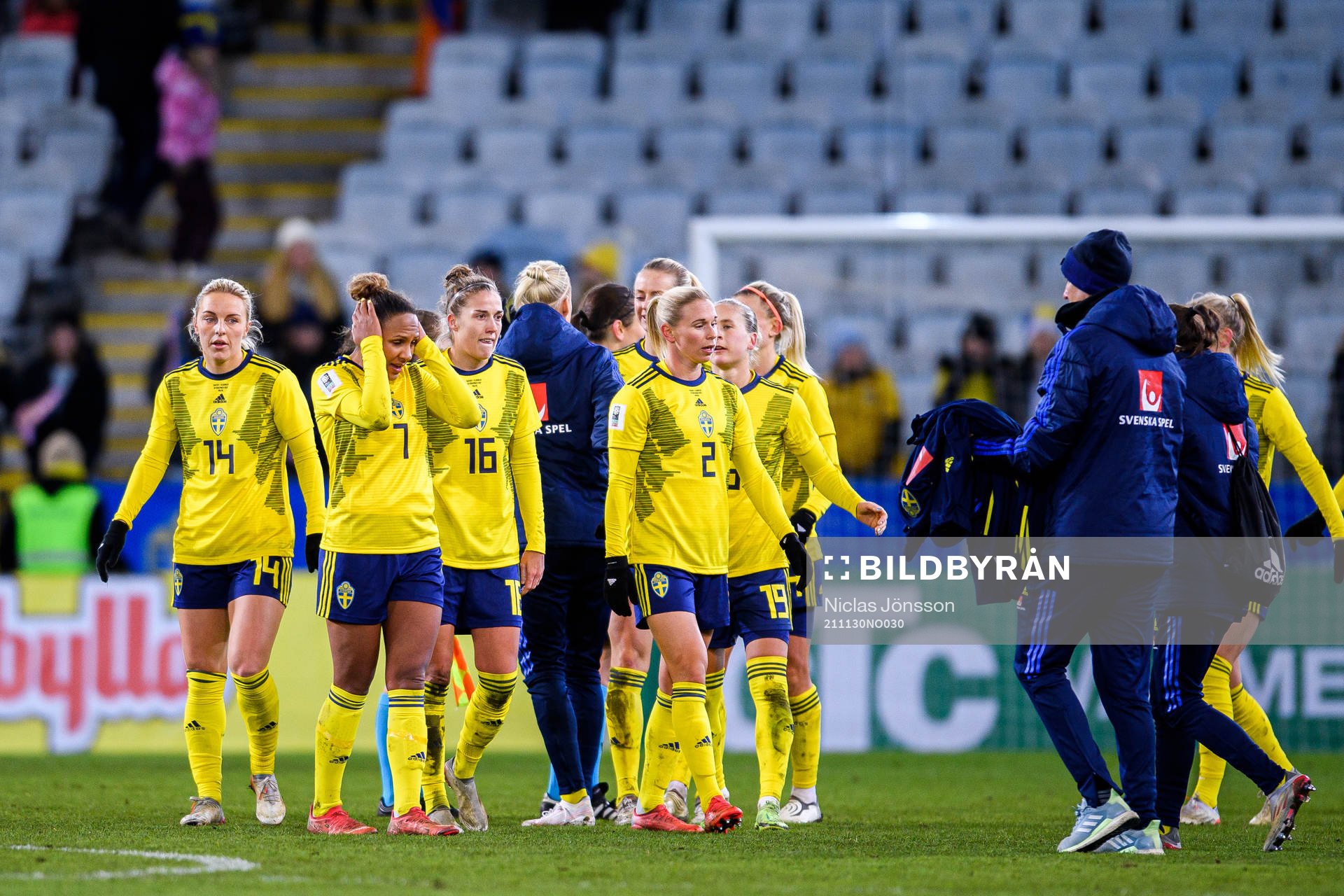 Players of Sweden celebrate