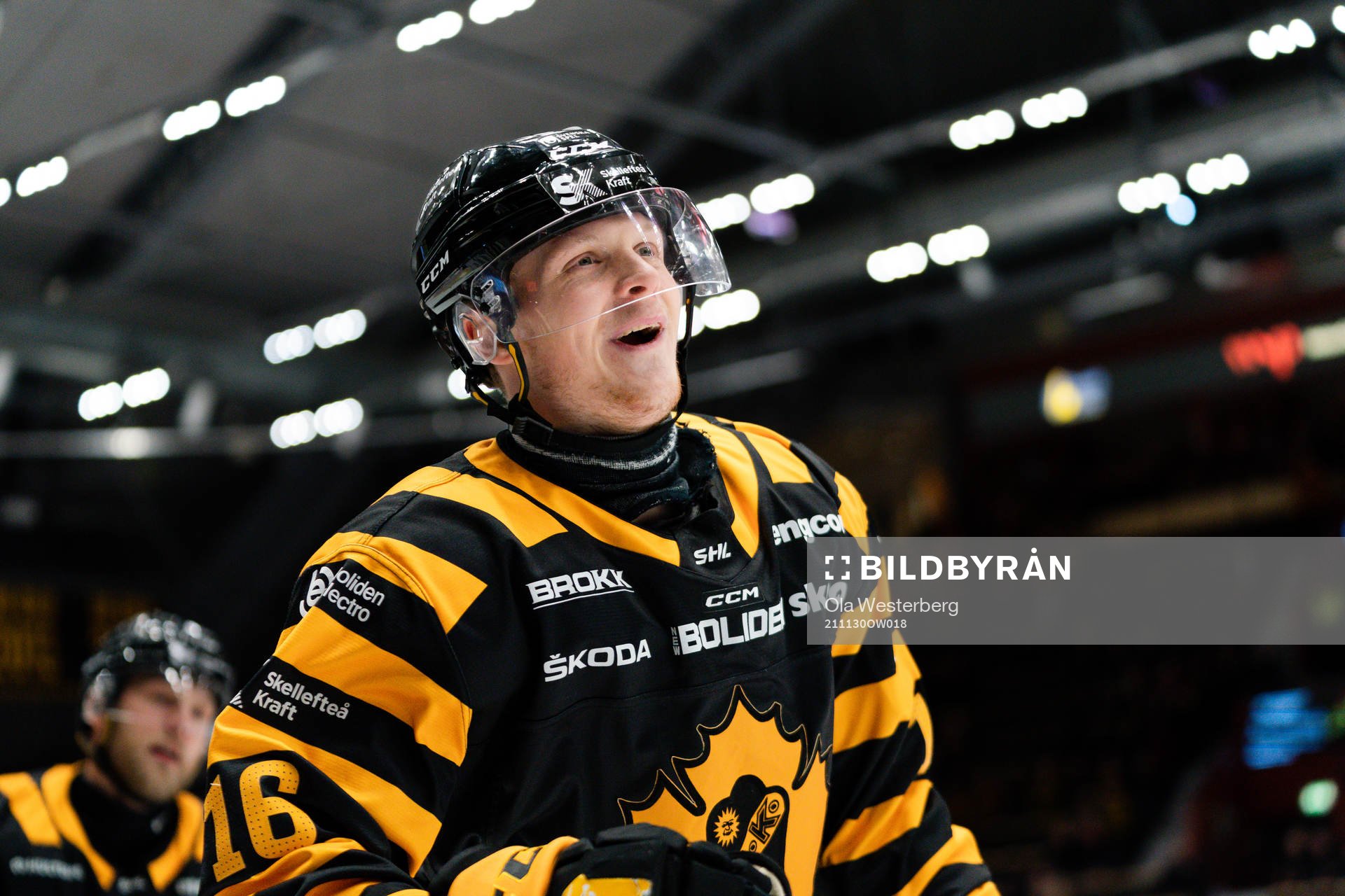 Skellefteås Linus Lindström jublar