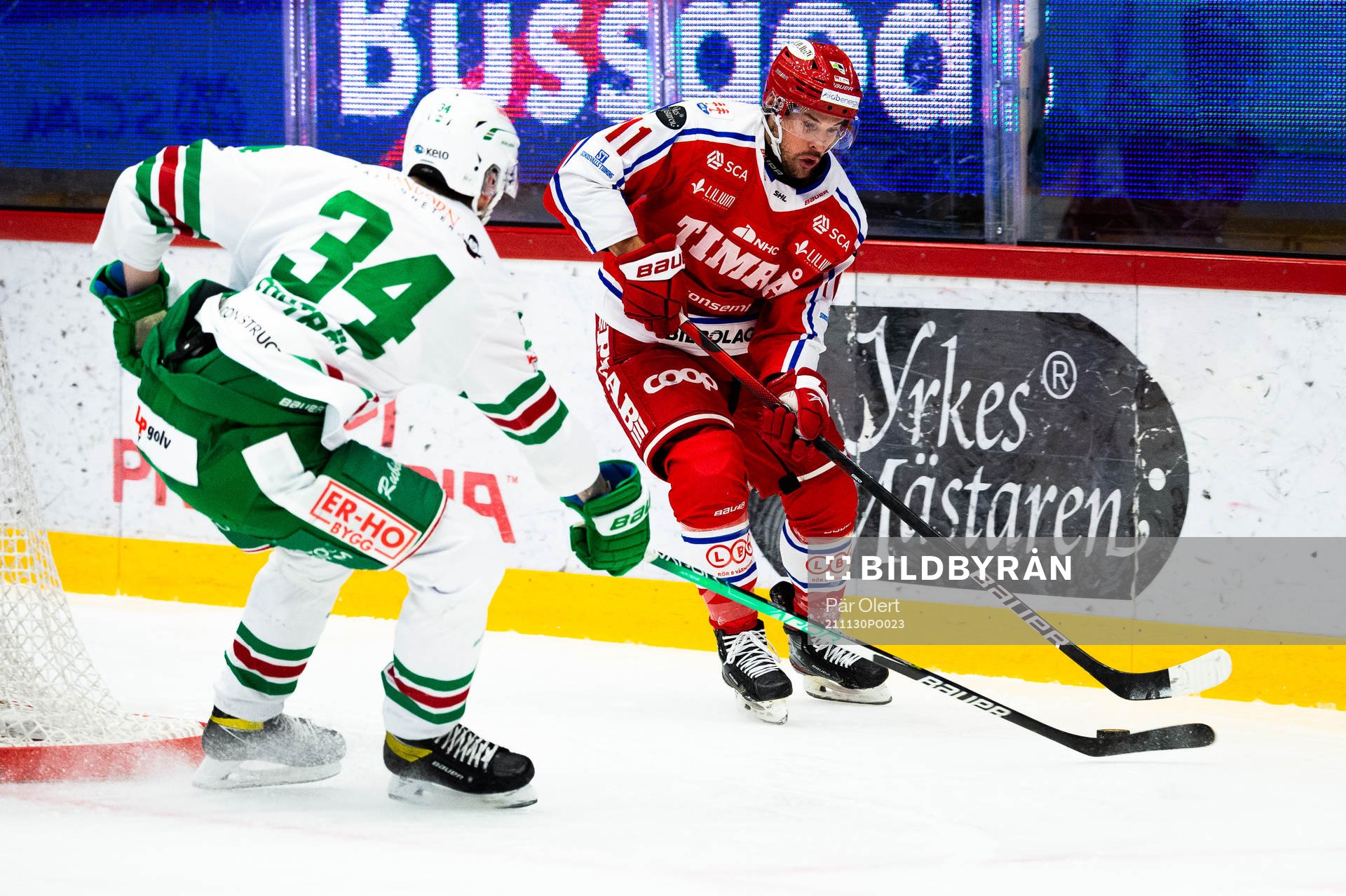 Rögles Adam Edström och Timrås Nolan Zajac