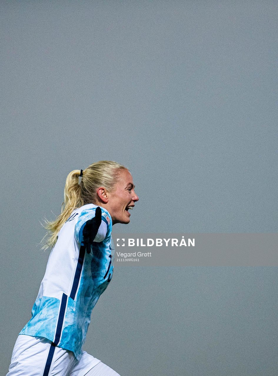 Guro Bergsvand of Norway celebrates