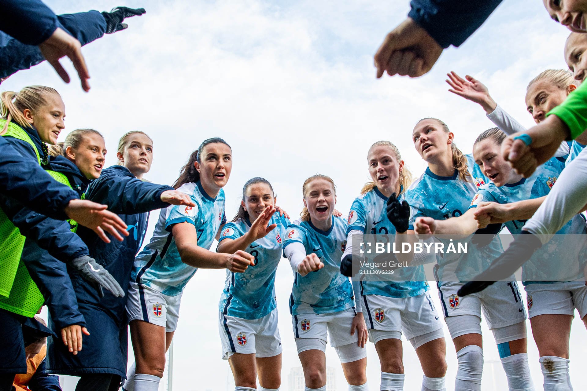Amalie Vevle Eikeland, Lisa Fjeldstad Naalsund, goalkeeper