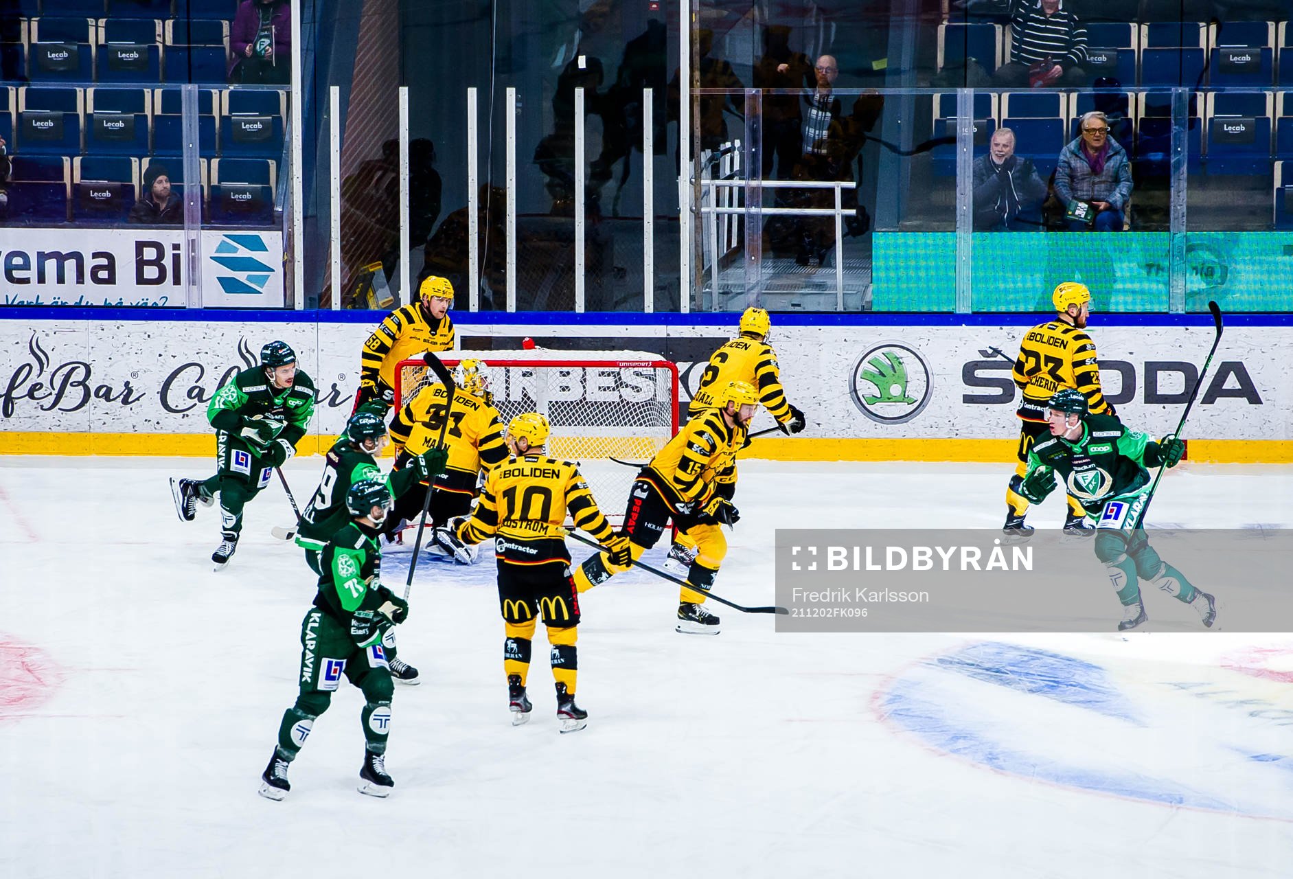 Färjestads spelare jublar
