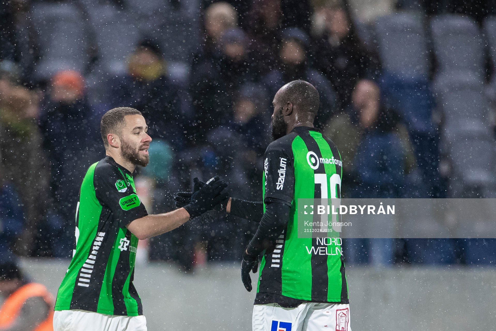 GAIS Malkolm Moenza och Boris Lumbana deppar