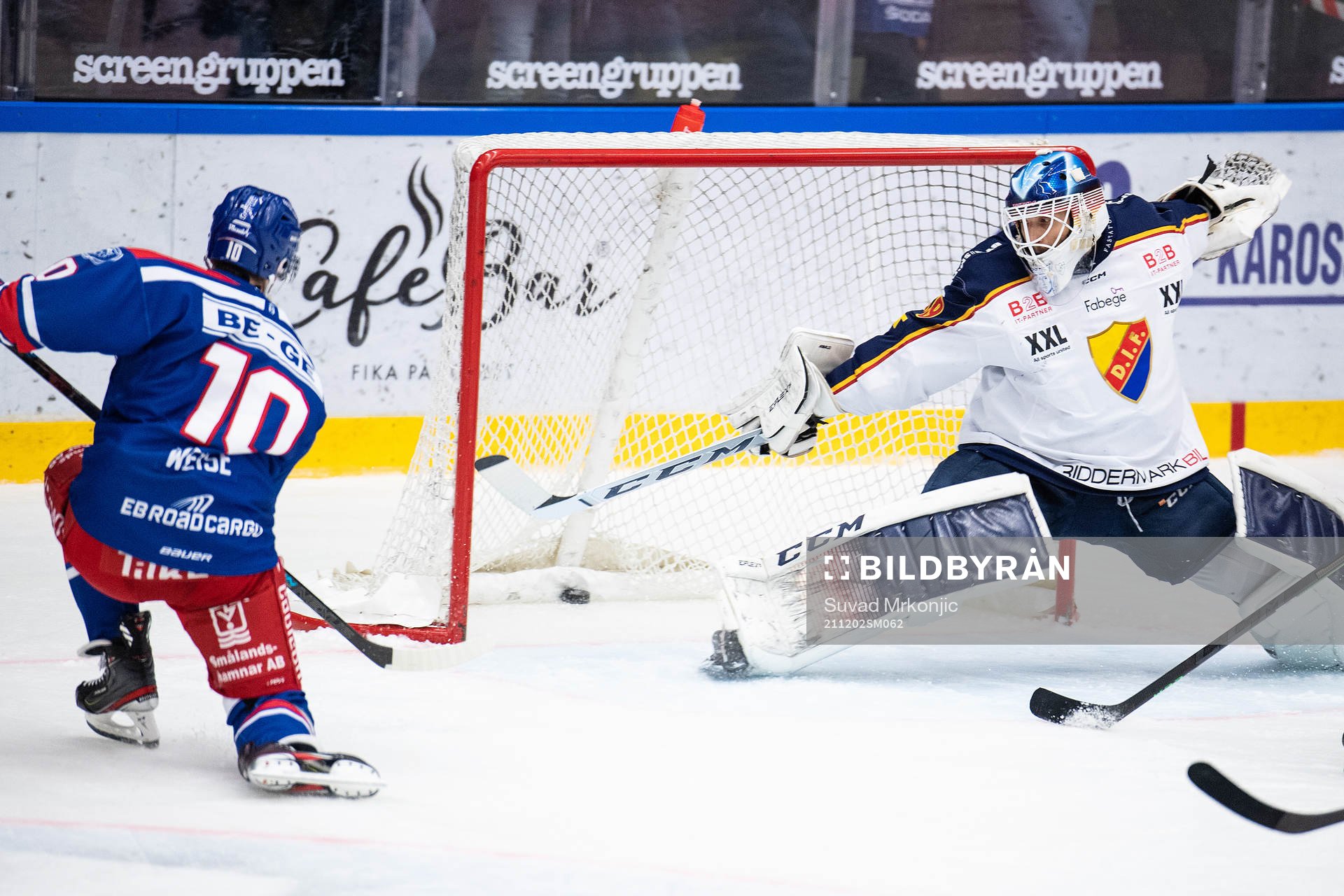 Oskarshamns Dale Weise gör 3-2 bakom Djurgårdens målvakt
