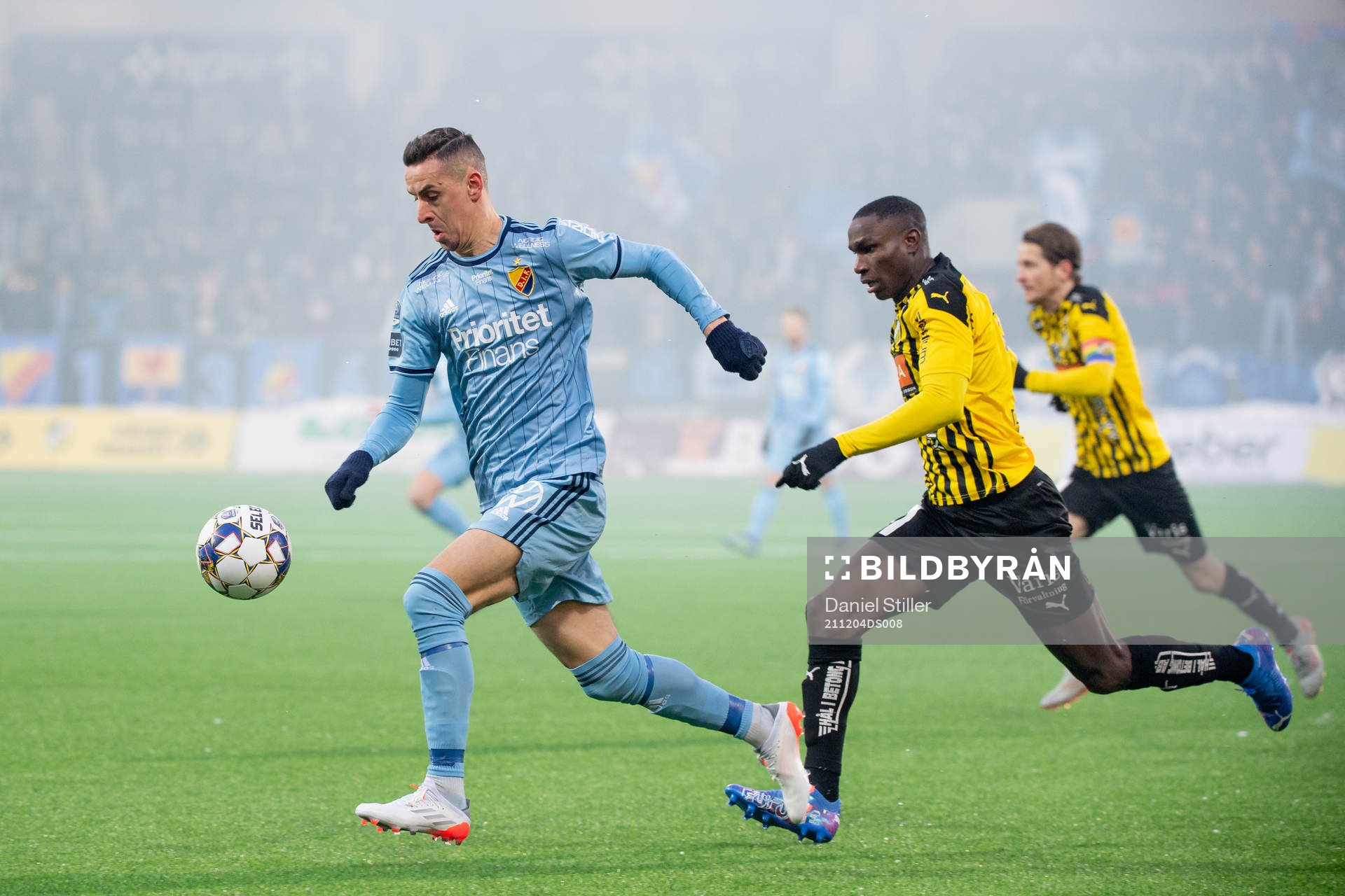 Djurgårdens Haris Radetinac och Häckens Godswill Ekpolo