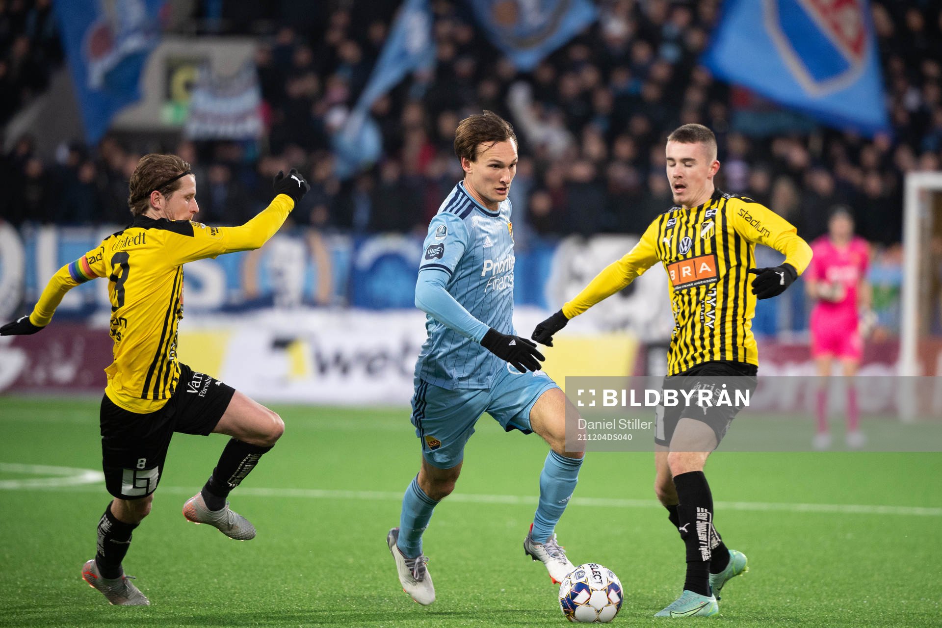 Djurgårdens Hjalmar Ekdal och Häckens Erik Friberg och