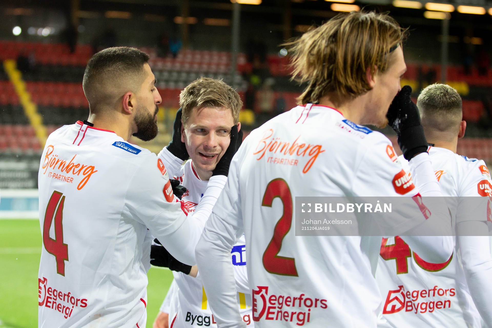 Degerfors Johan Bertilsson jublar