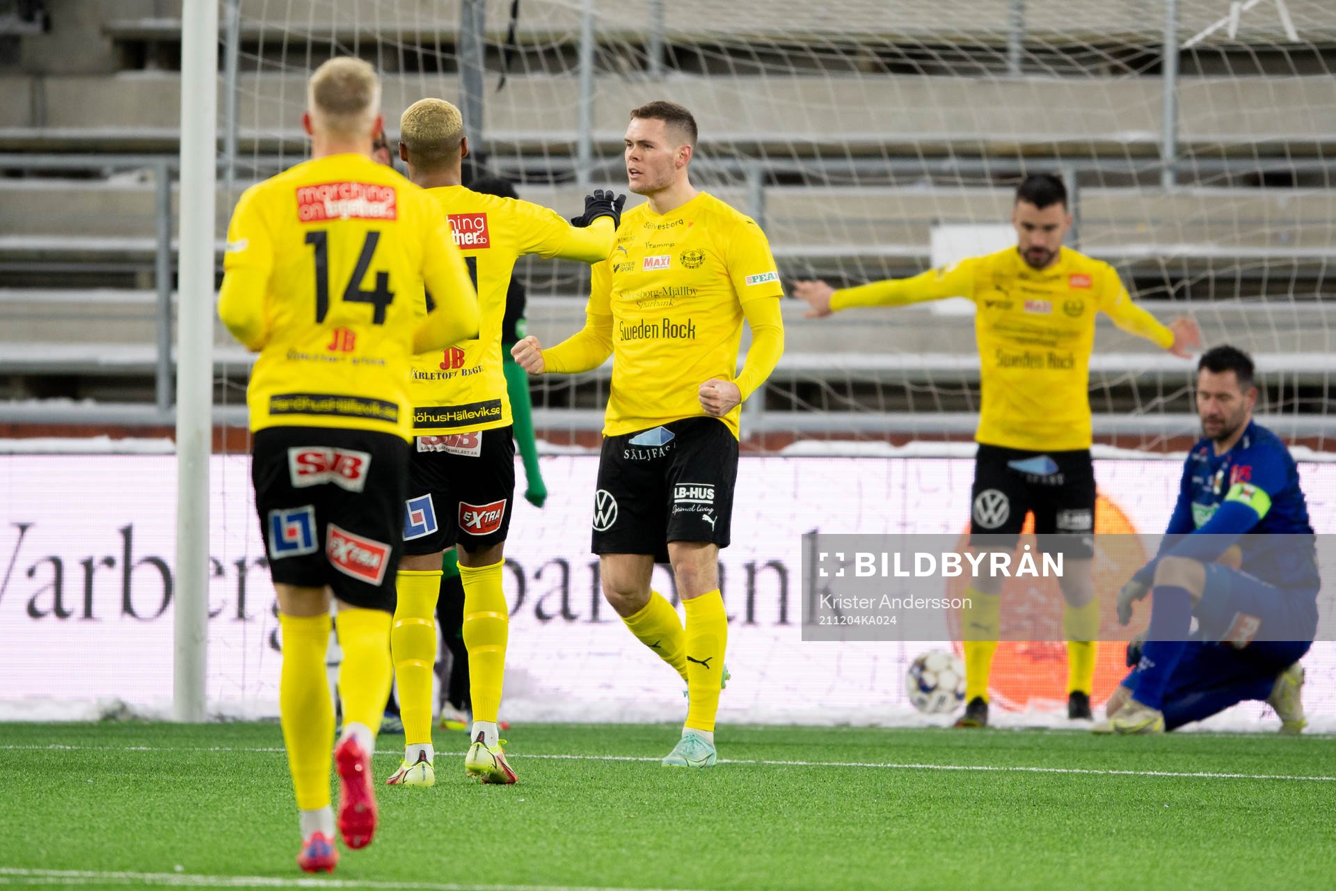 Mjällbys Jacob Bergström jublar