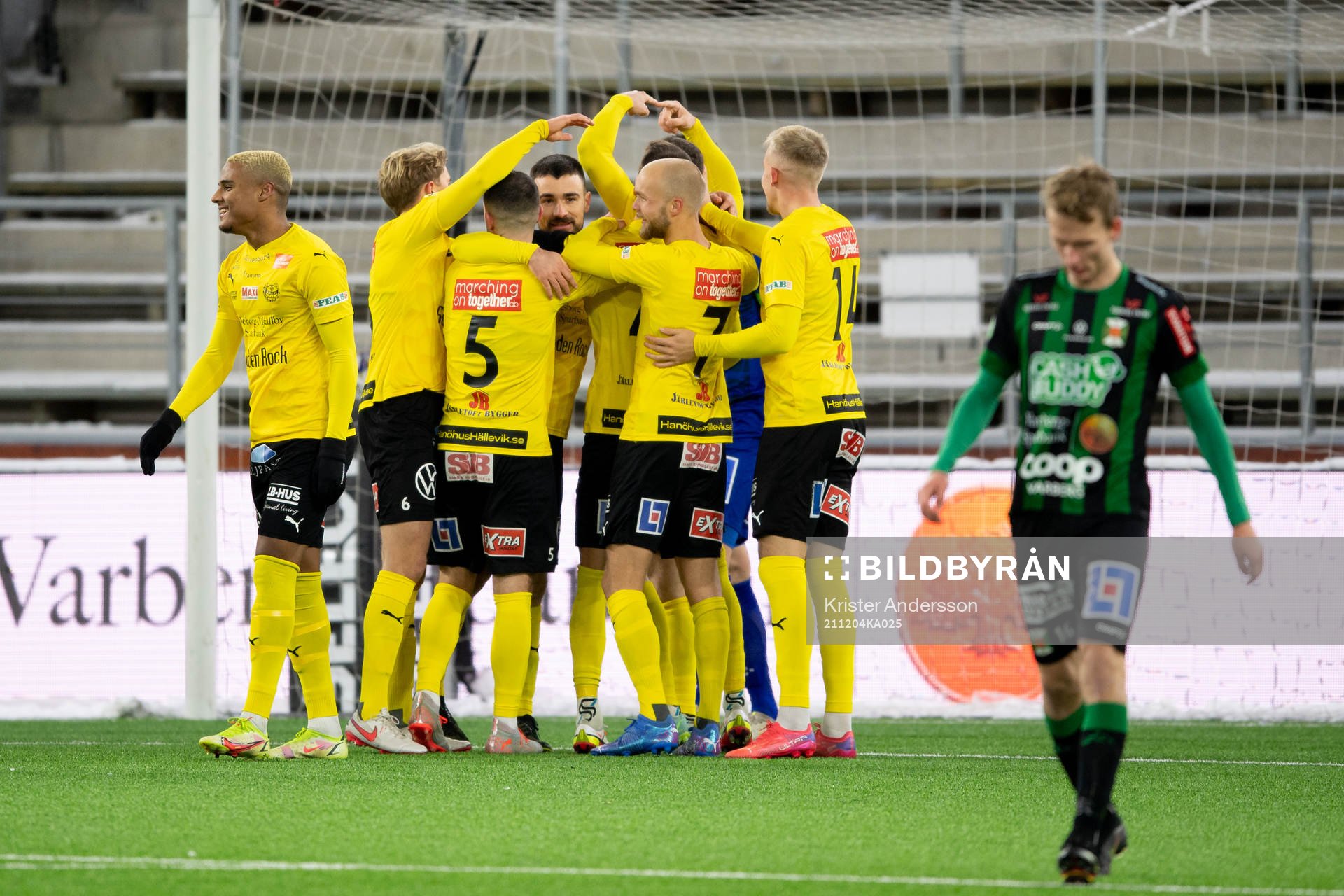 Mjällbys Jacob Bergström jublar